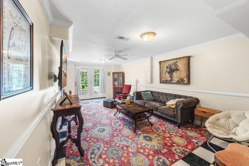 16 County Cork, Greenville, South Carolina image 21
