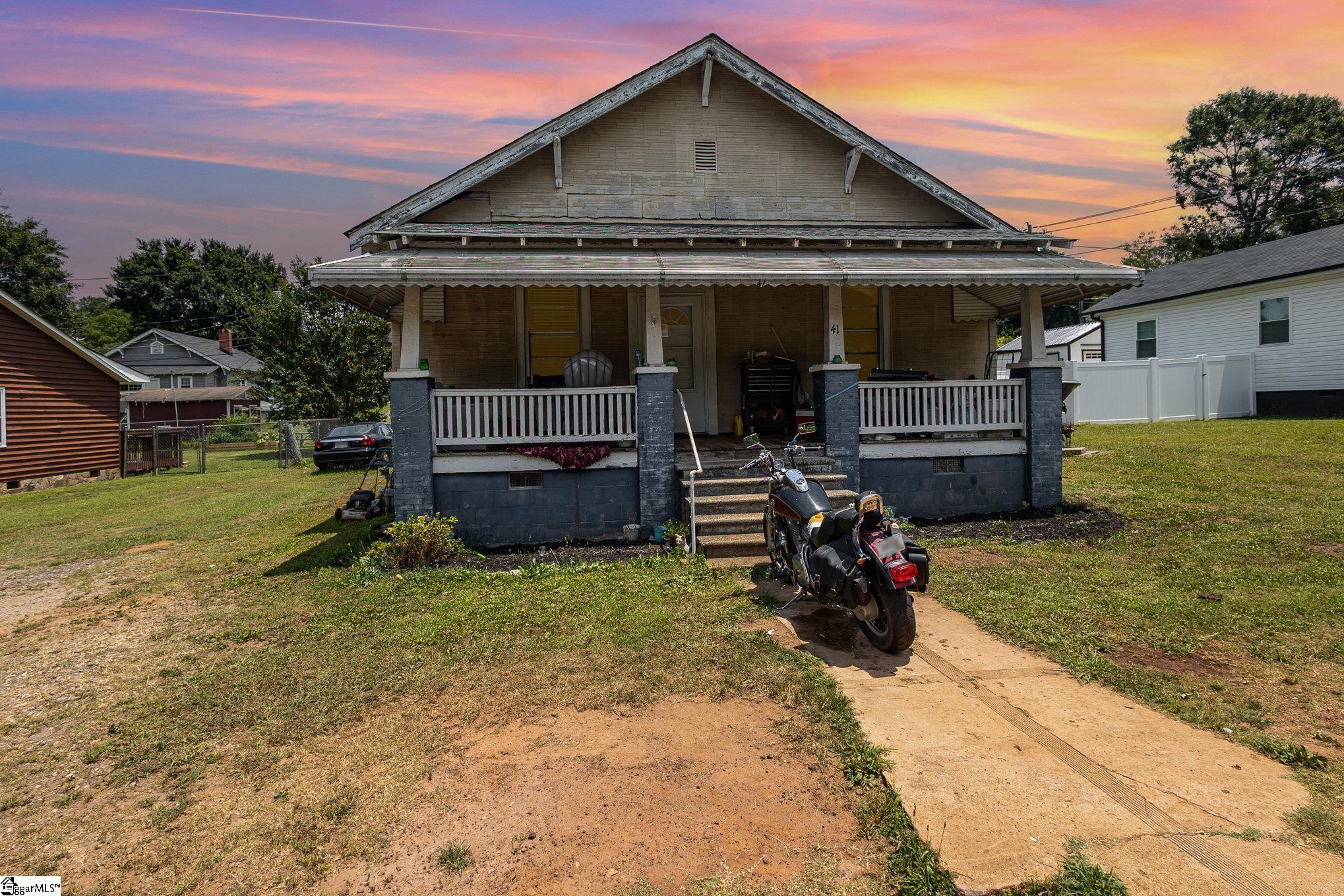 41 Chestnut, Startex, South Carolina image 2
