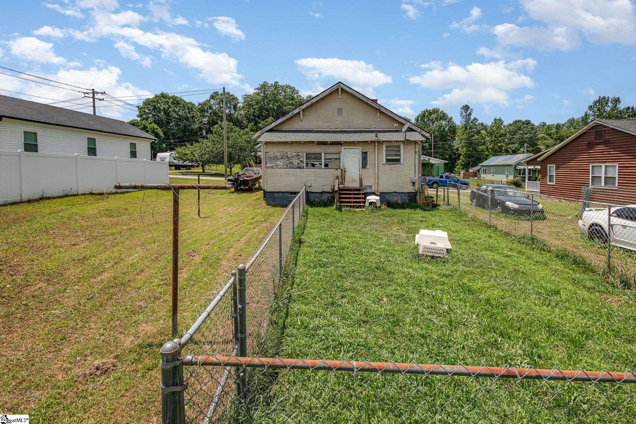 41 Chestnut, Startex, South Carolina image 17