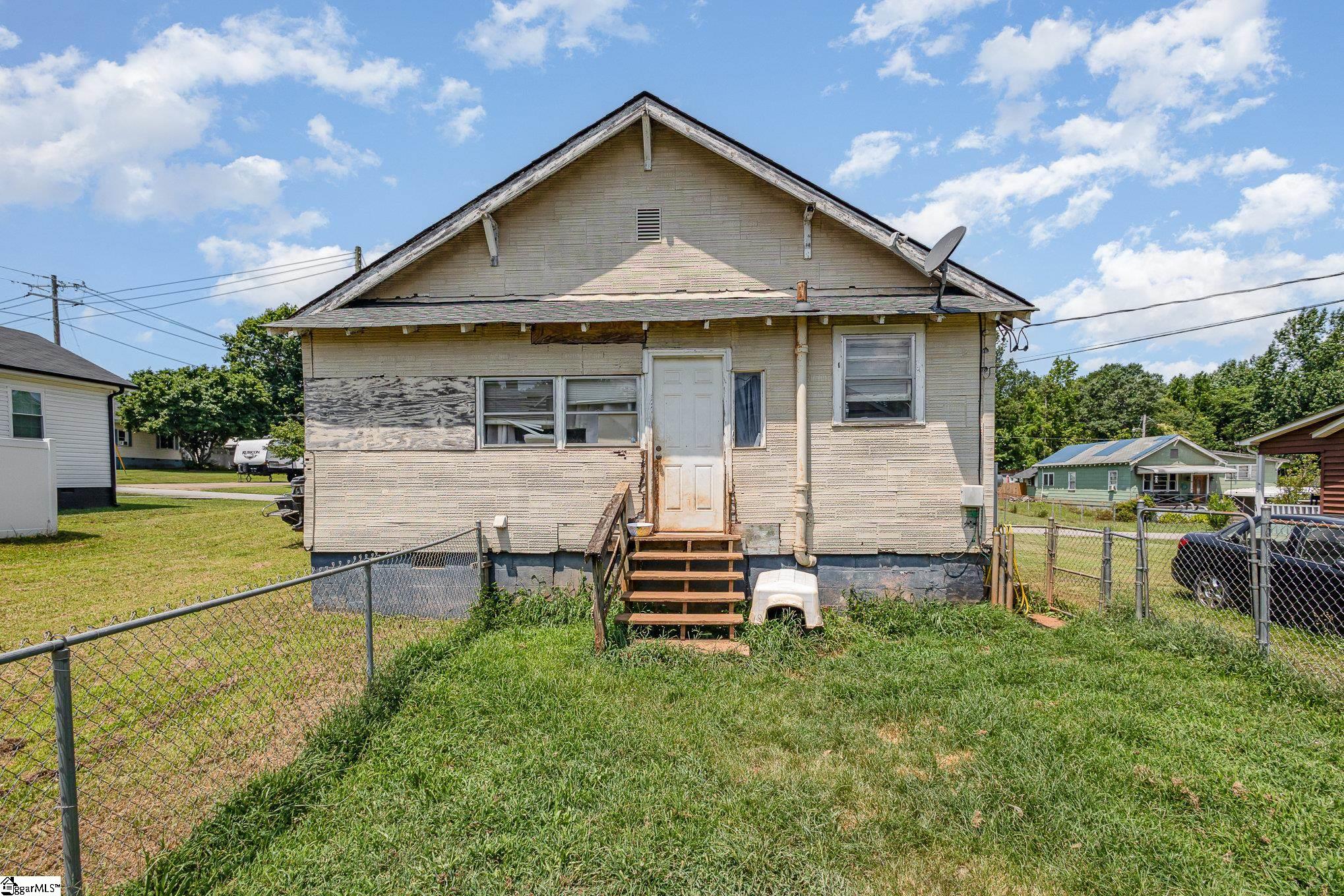 41 Chestnut, Startex, South Carolina image 3