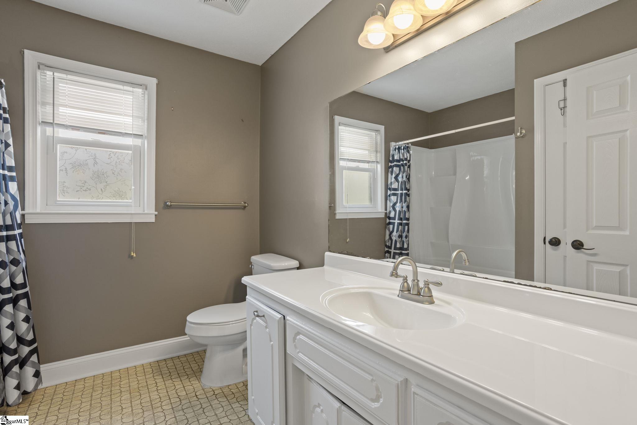 5 Crowndale, Taylors, South Carolina image 15