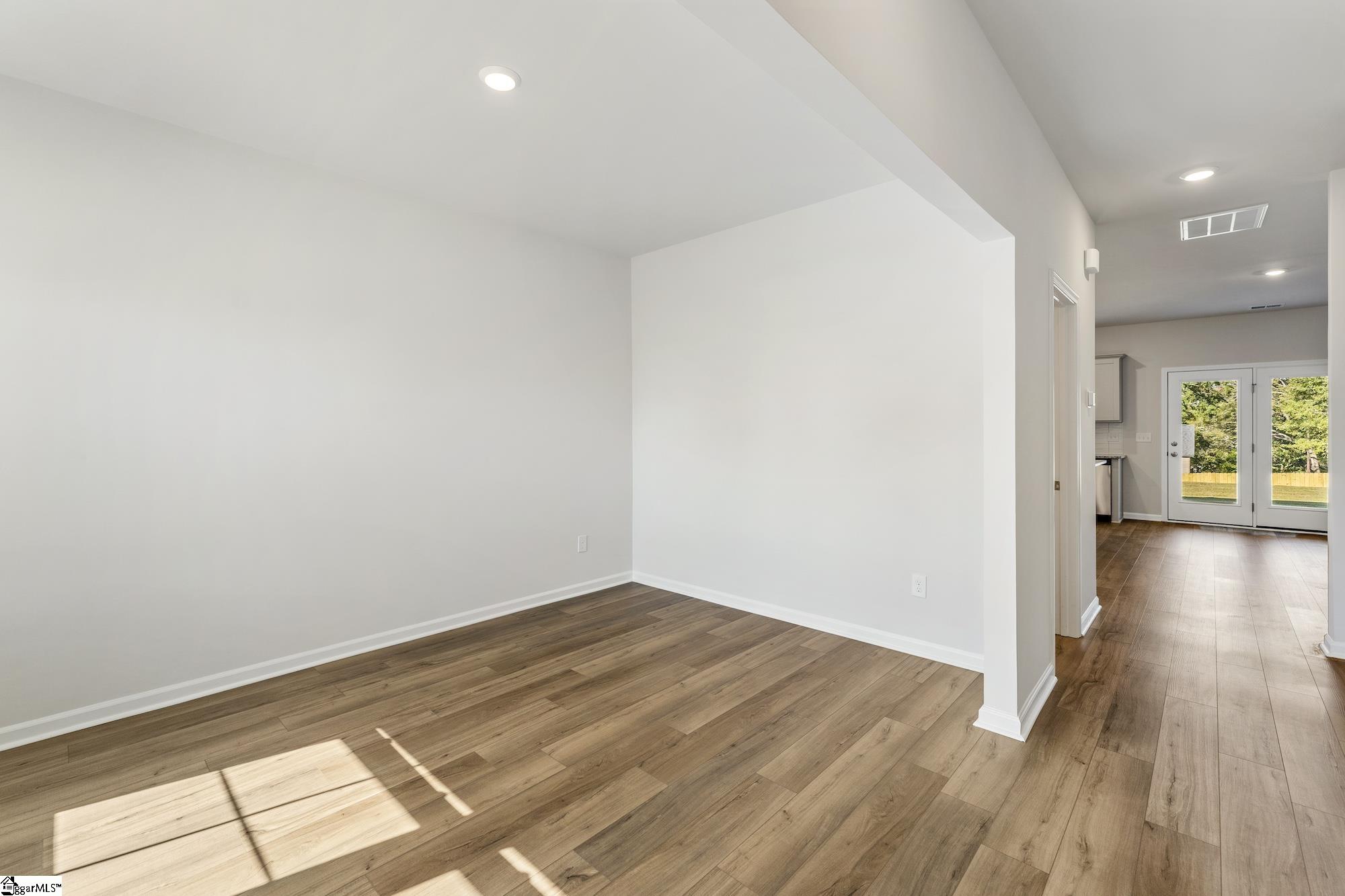 MLS #1561581 image #1