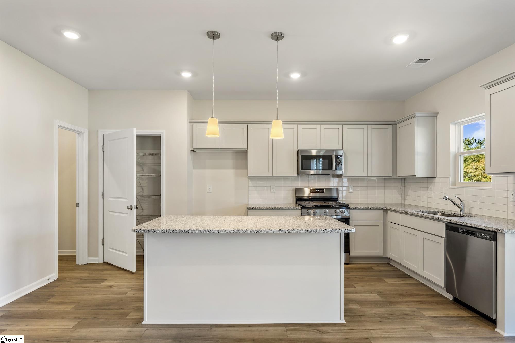 MLS #1561581 image #8