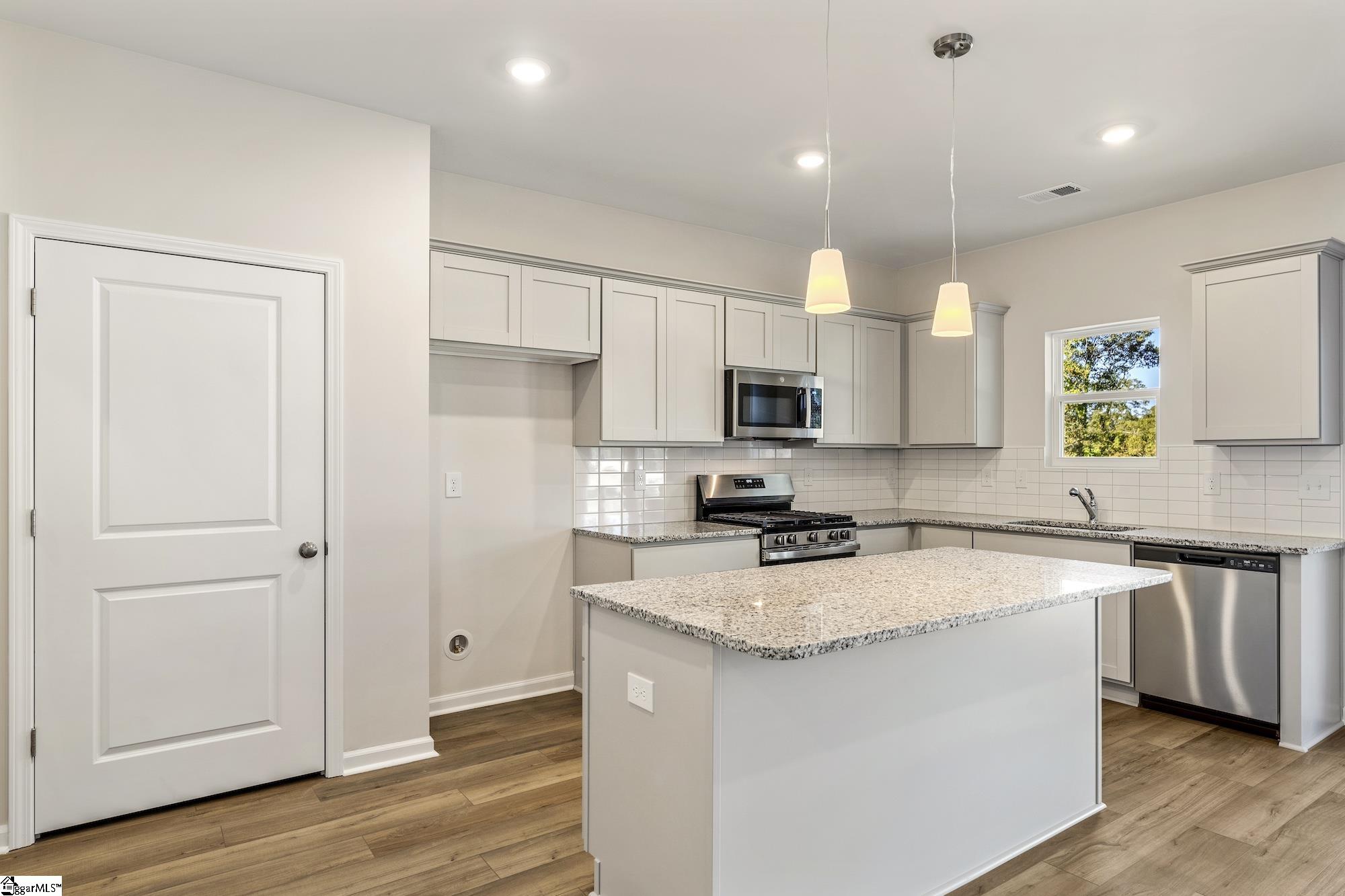 MLS #1561581 image #9