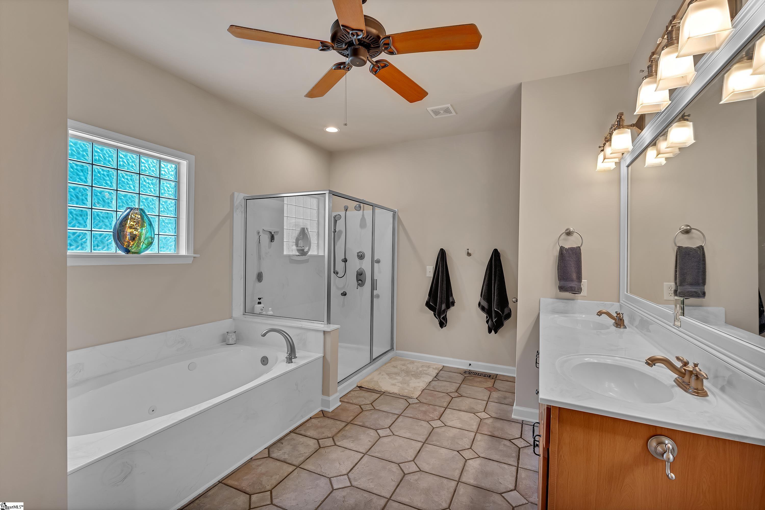 14 Andelusian, Pelzer, South Carolina image 10
