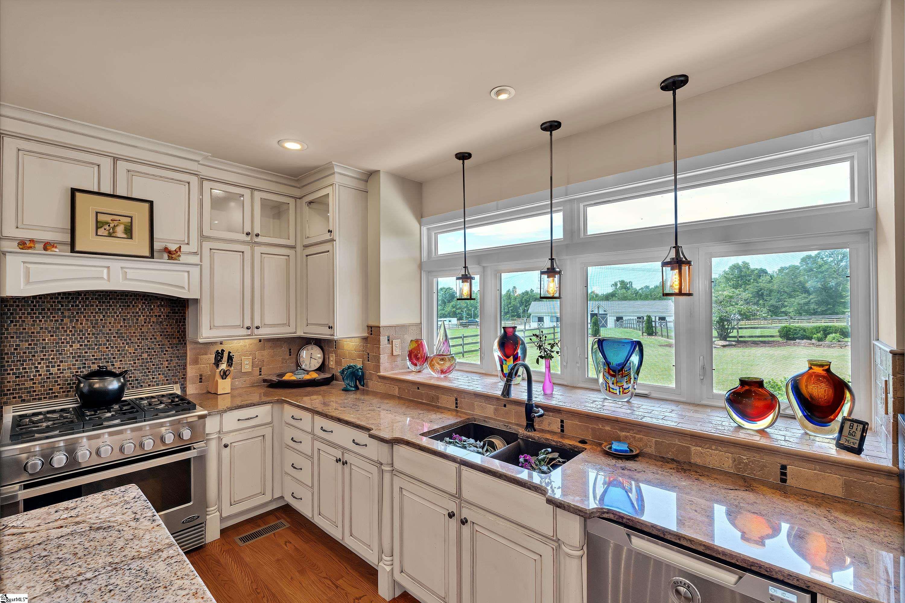 MLS #1561613 image #13