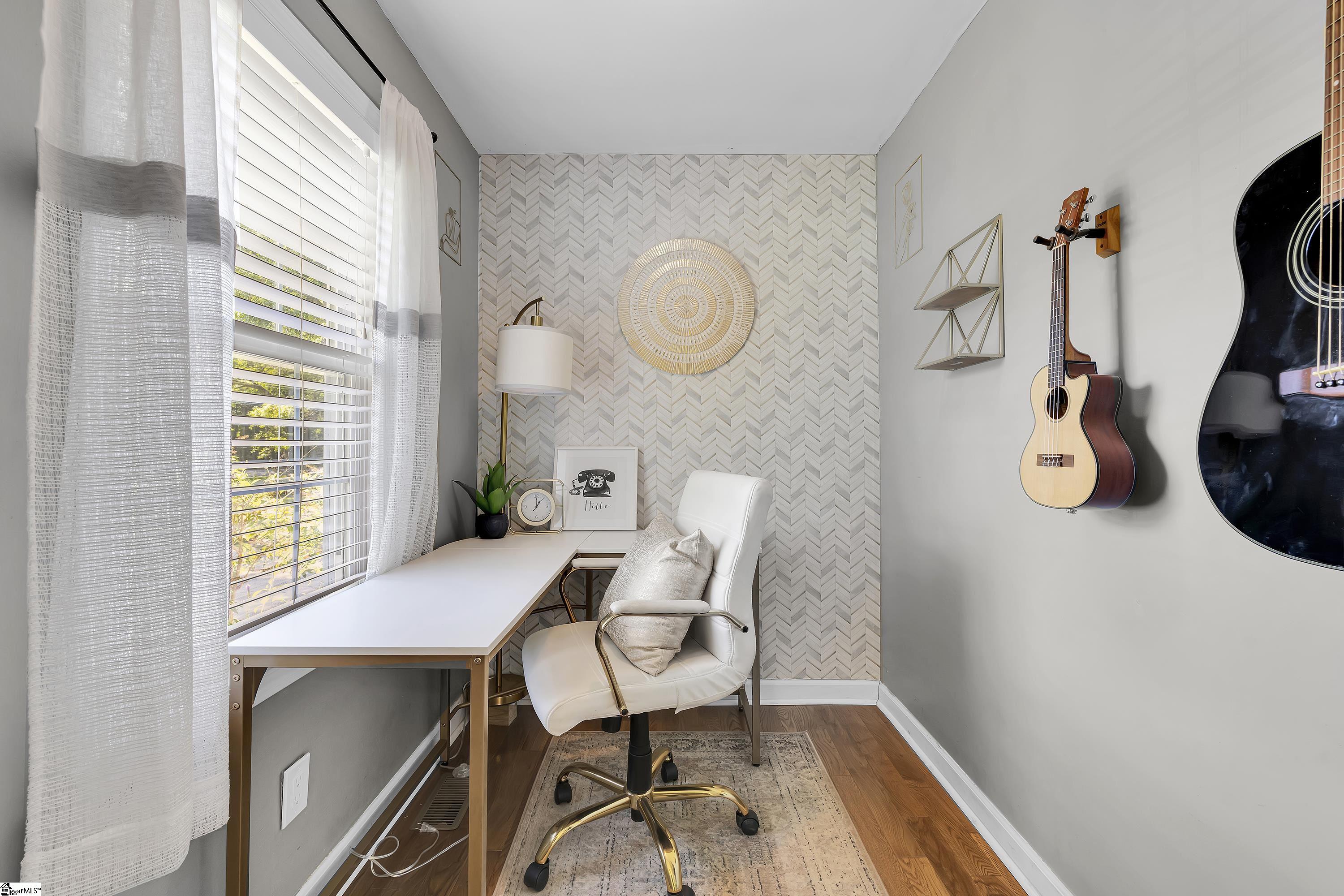 Closet/Office