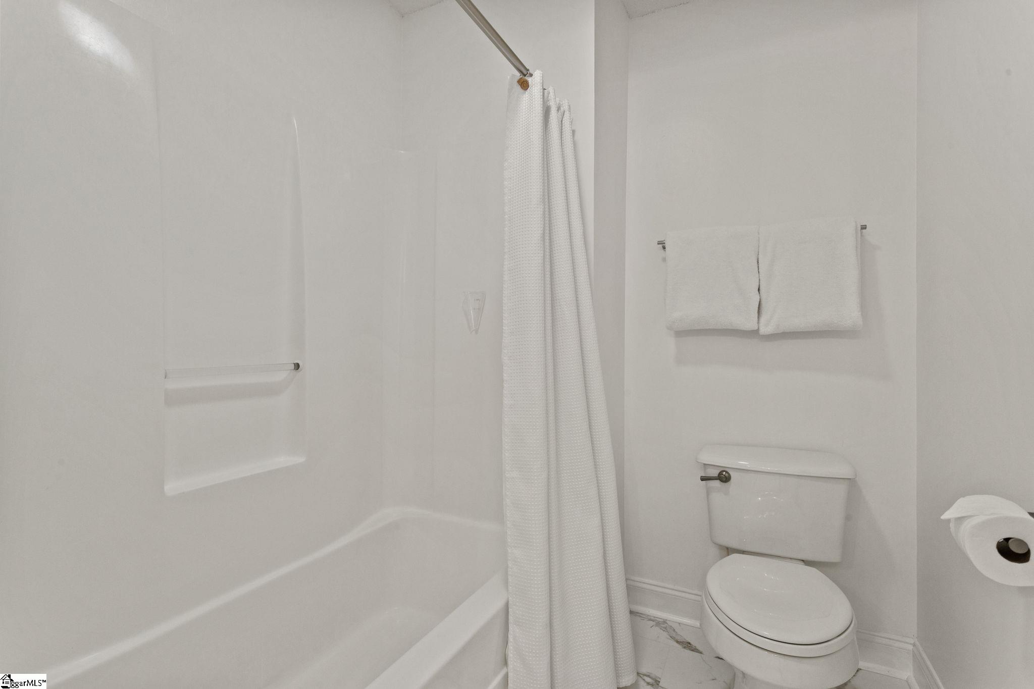 436 S Lakeview, Duncan, South Carolina image 26