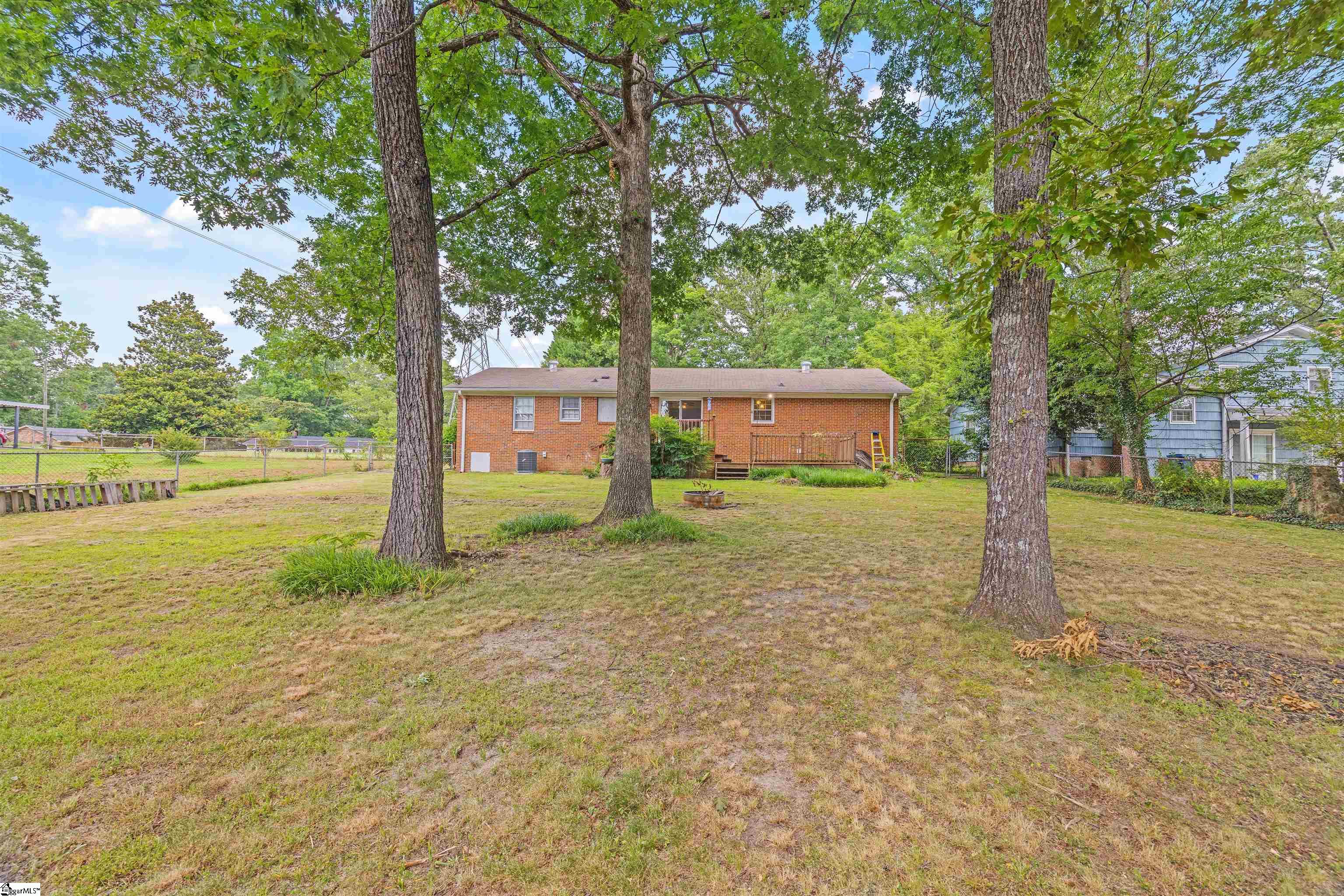 103 Brewster, Taylors, South Carolina image 27