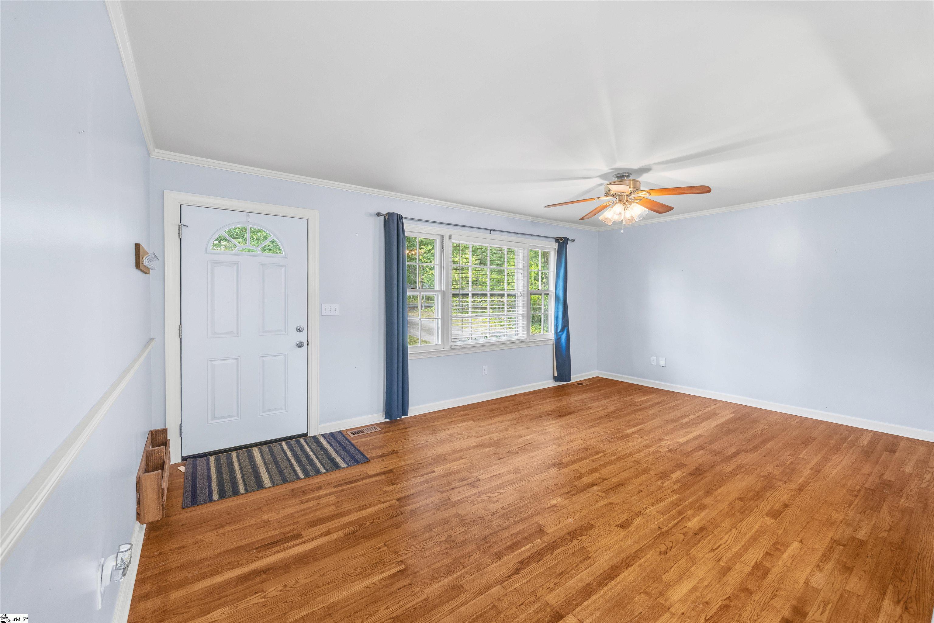 103 Brewster, Taylors, South Carolina image 6
