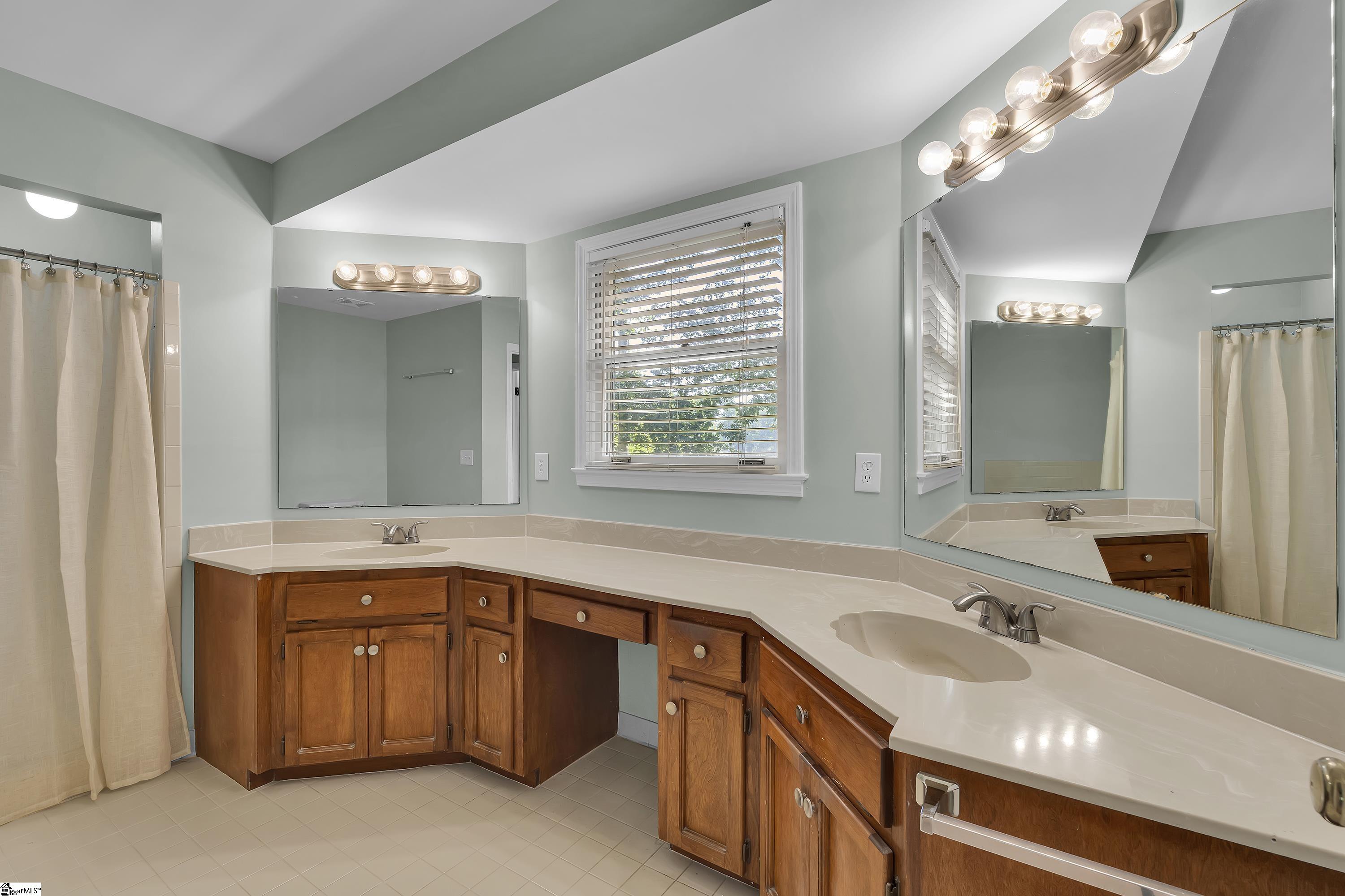 202 Sandstone, Taylors, South Carolina image 15