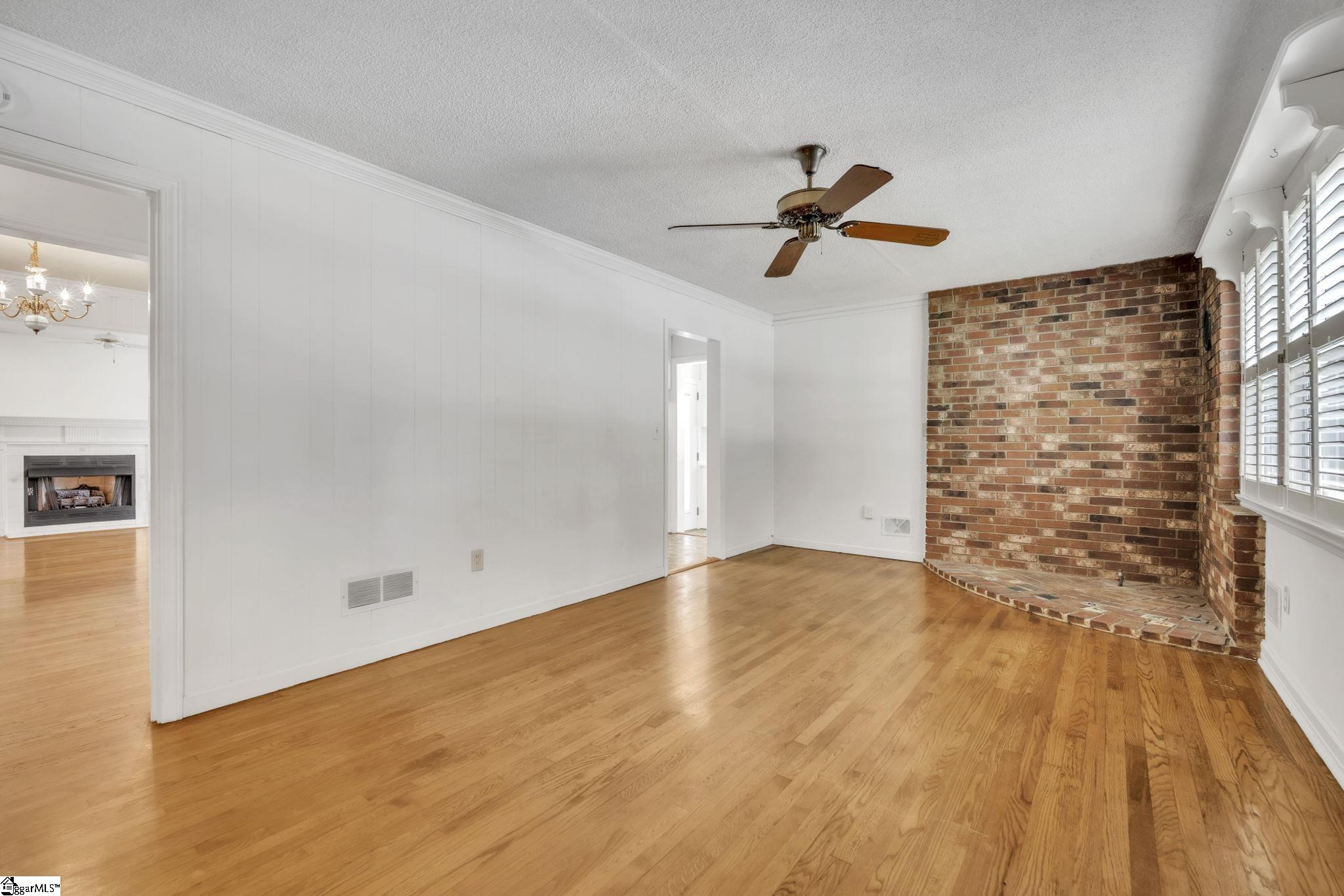 19 E Circle, Greenville, South Carolina image 5