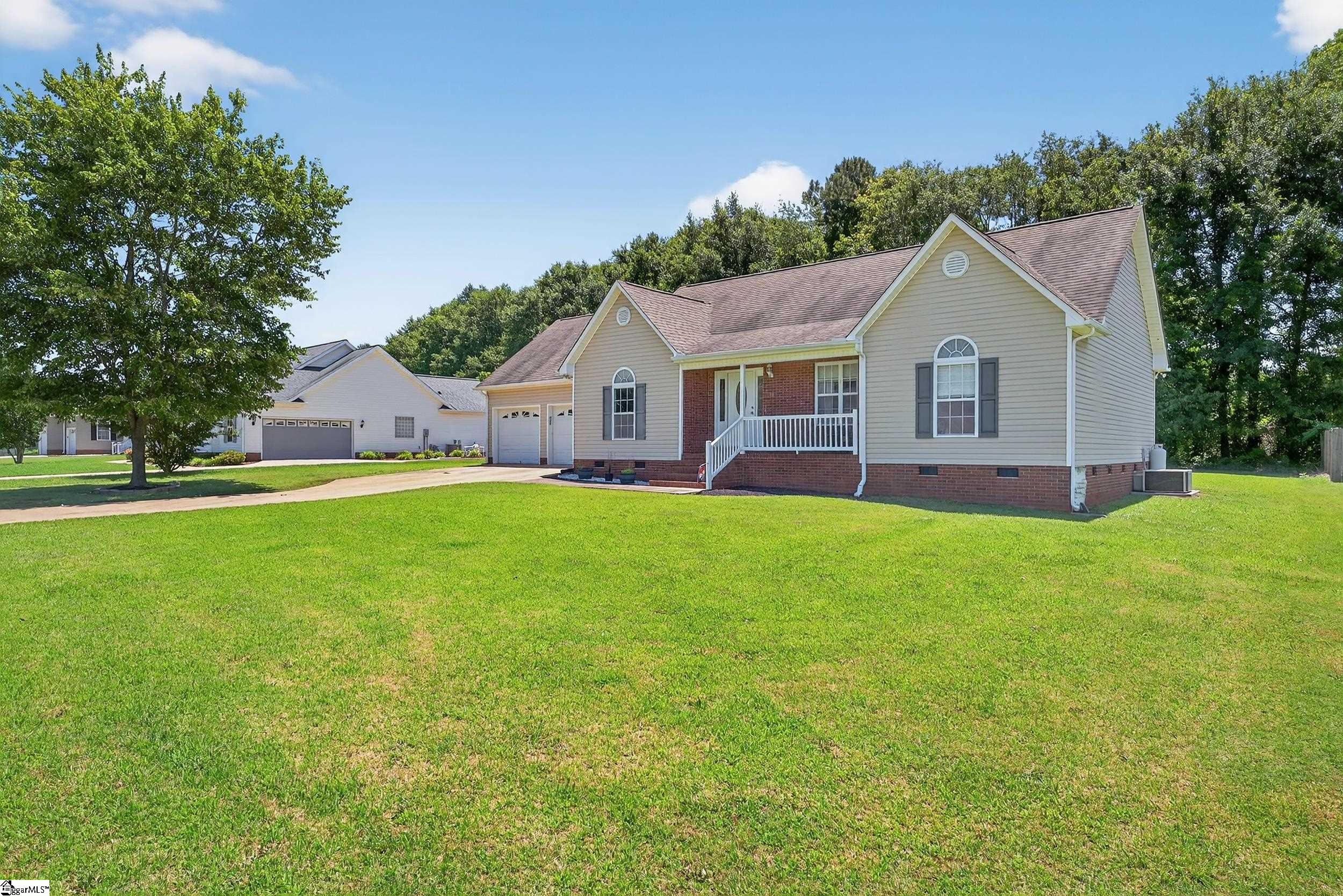 111 Falcon, Chesnee, South Carolina image 3