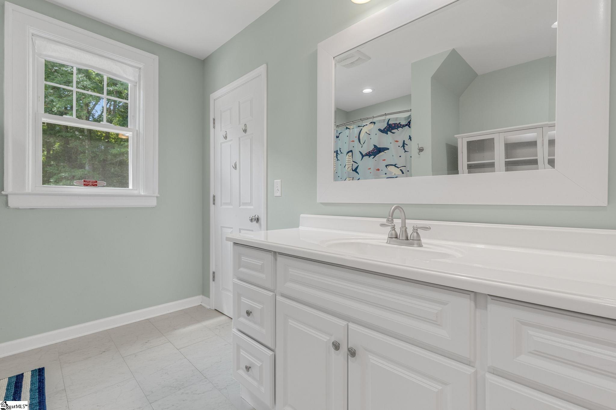 110 Dean, Belton, South Carolina image 20