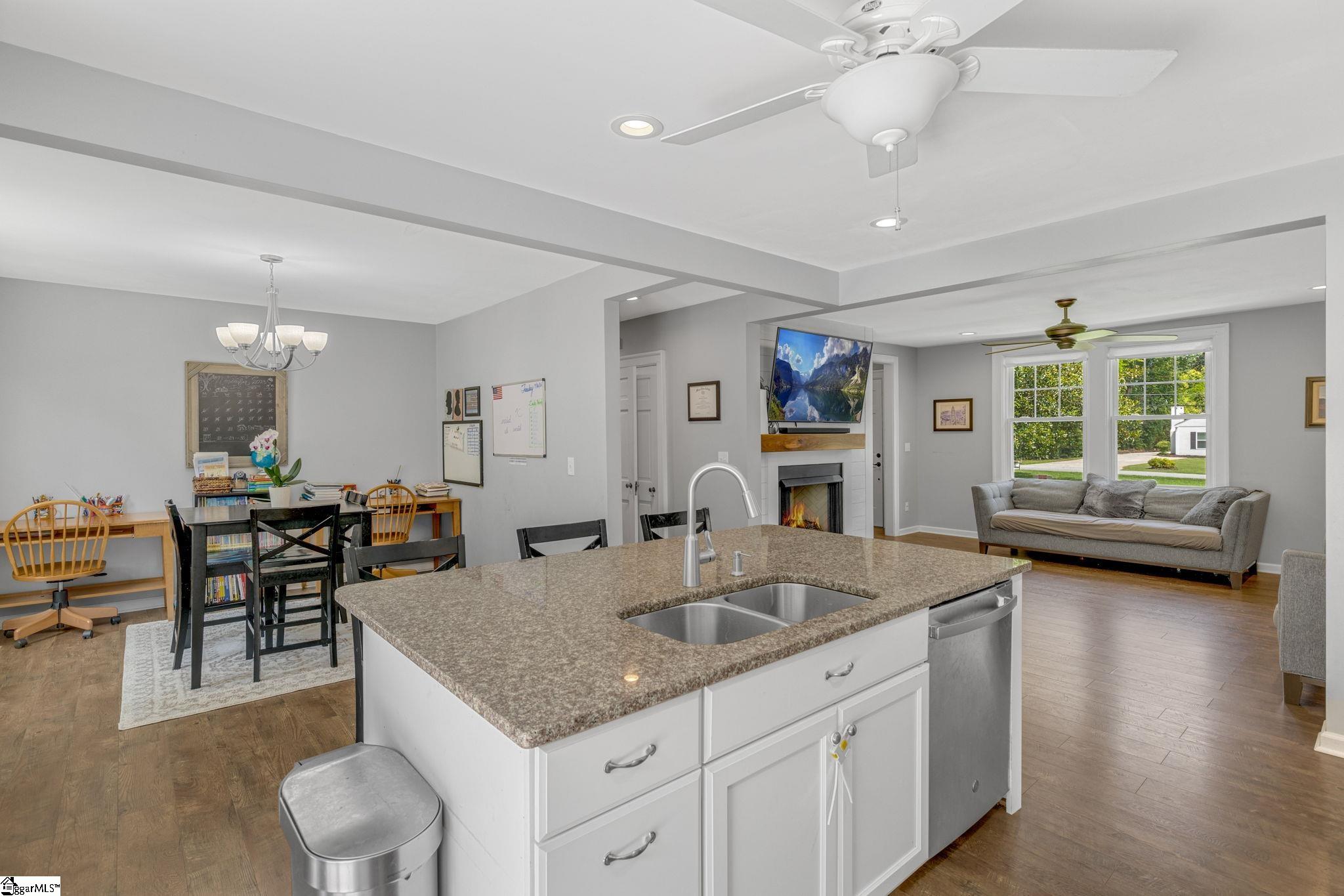 110 Dean, Belton, South Carolina image 10