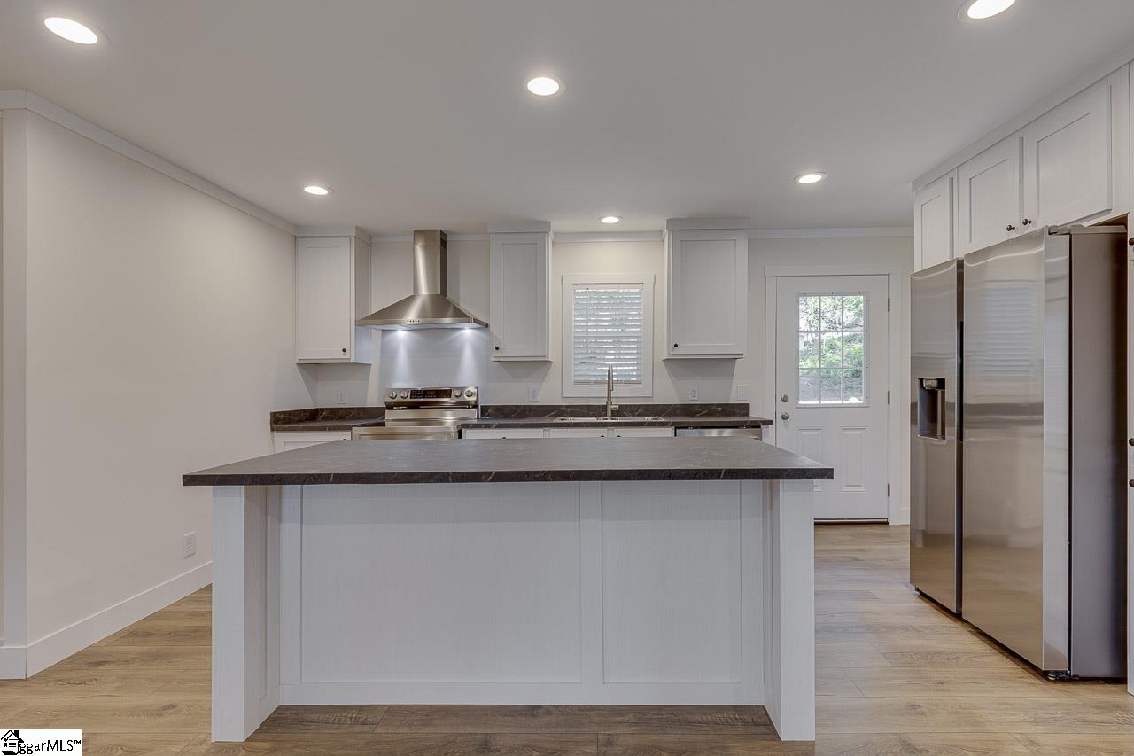 14 Fowler, Greenville, South Carolina image 12