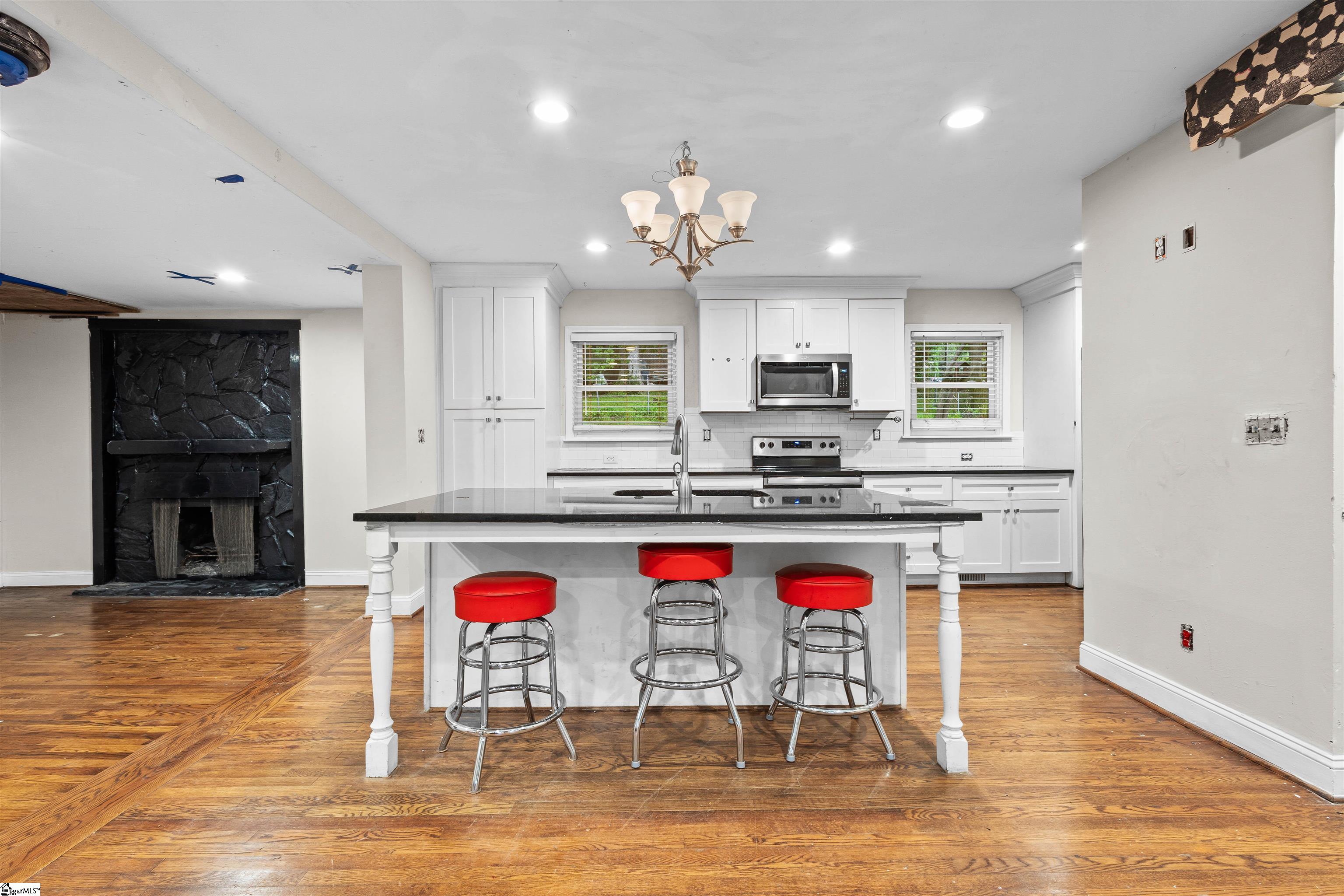 108 Linda, Marietta, South Carolina image 6