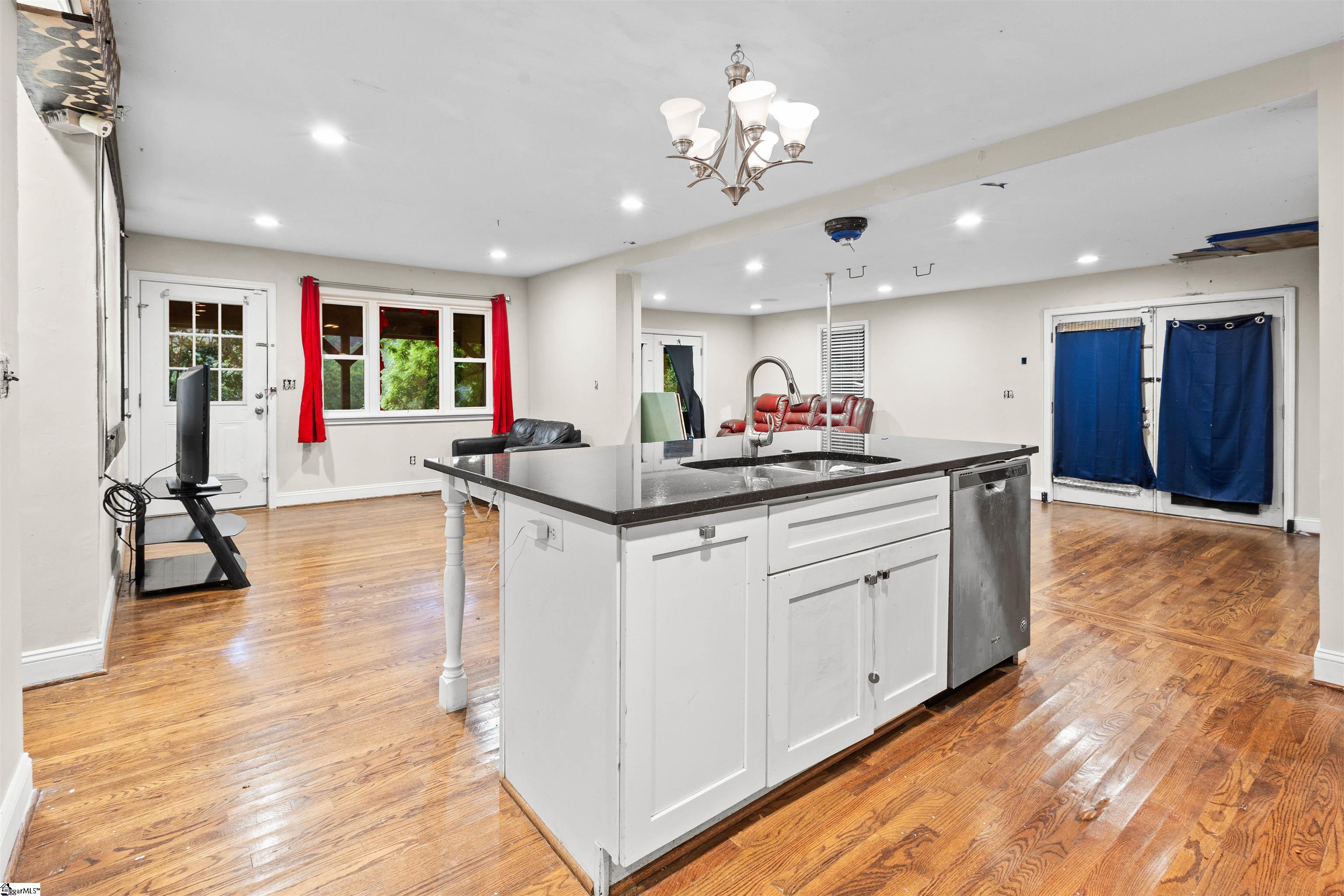 108 Linda, Marietta, South Carolina image 9