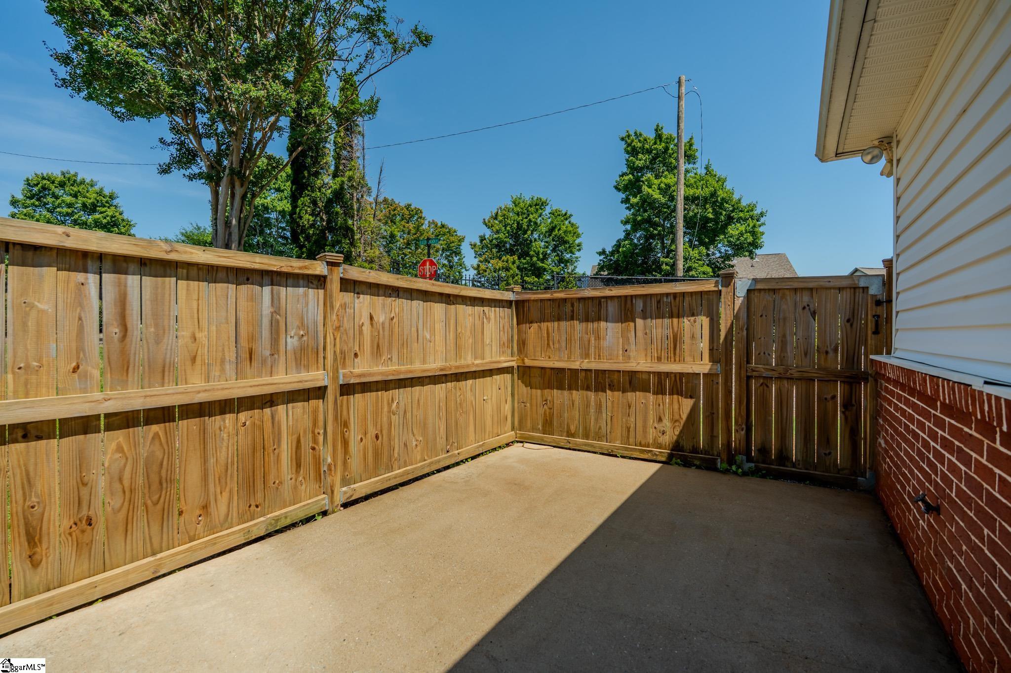 101 Clearbrook Ct, Greer, South Carolina image 10