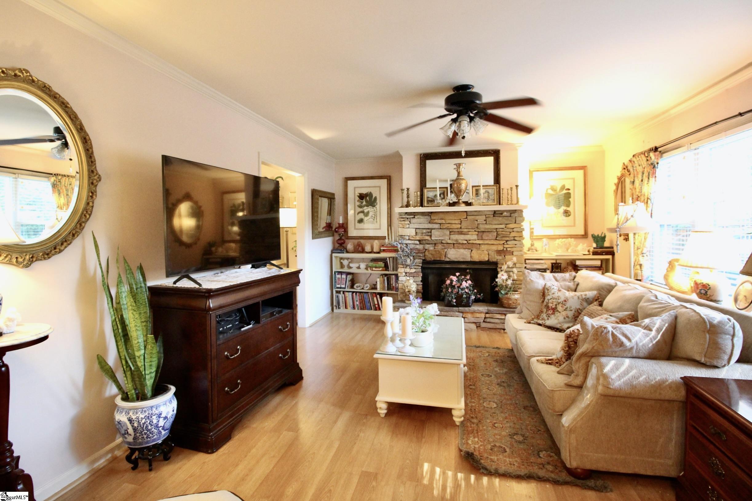 102 Coral, Taylors, South Carolina image 17