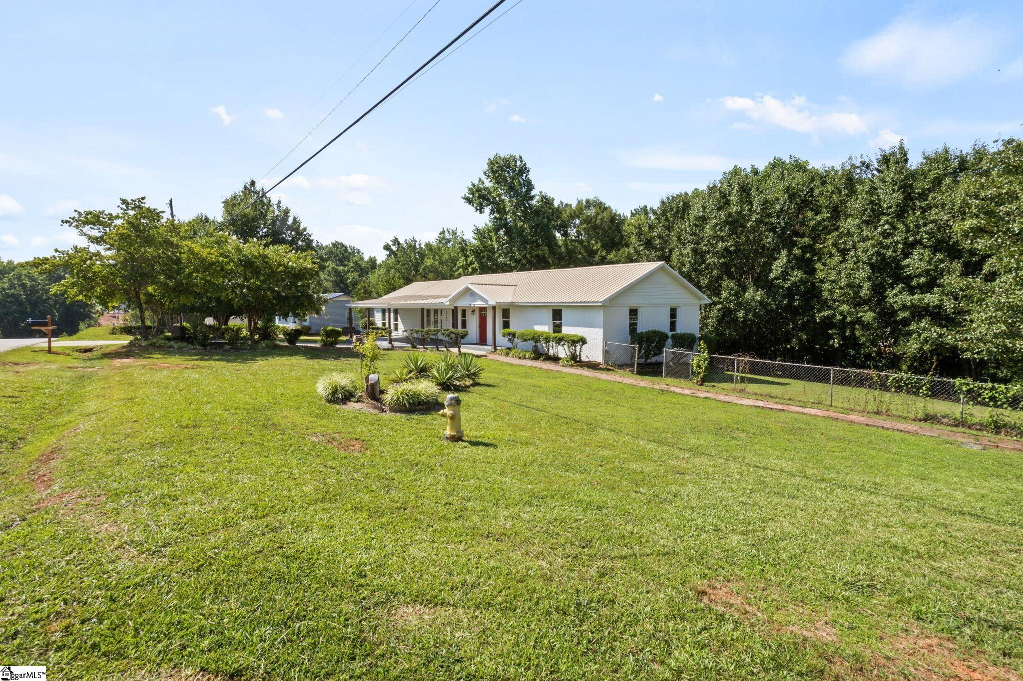 223 Speedway, Fountain Inn, South Carolina image 2
