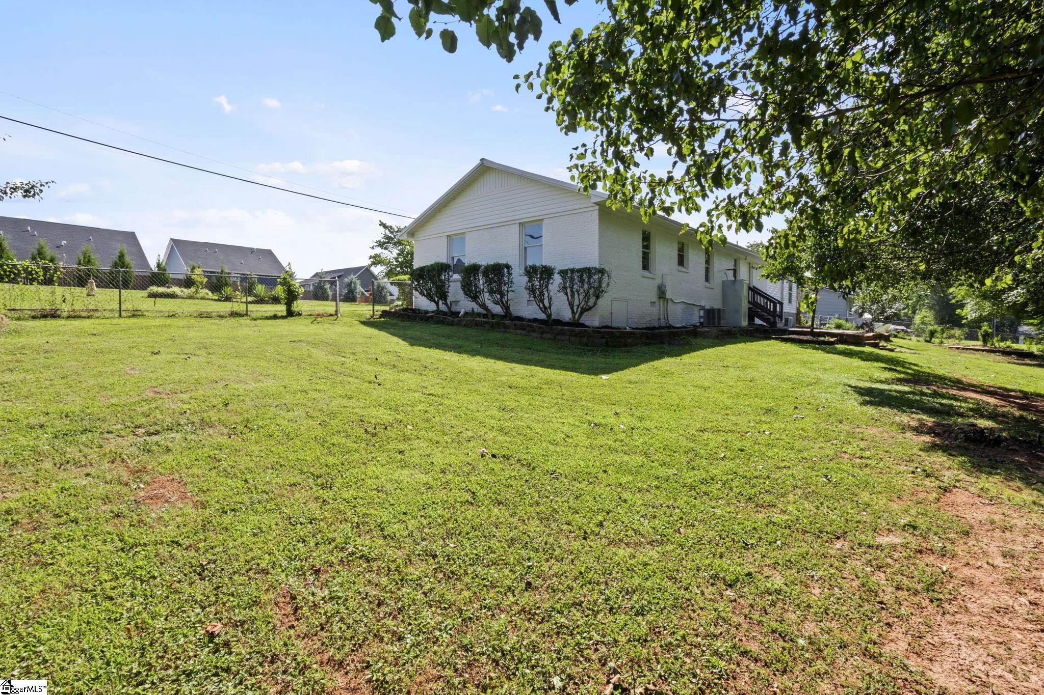 223 Speedway, Fountain Inn, South Carolina image 25