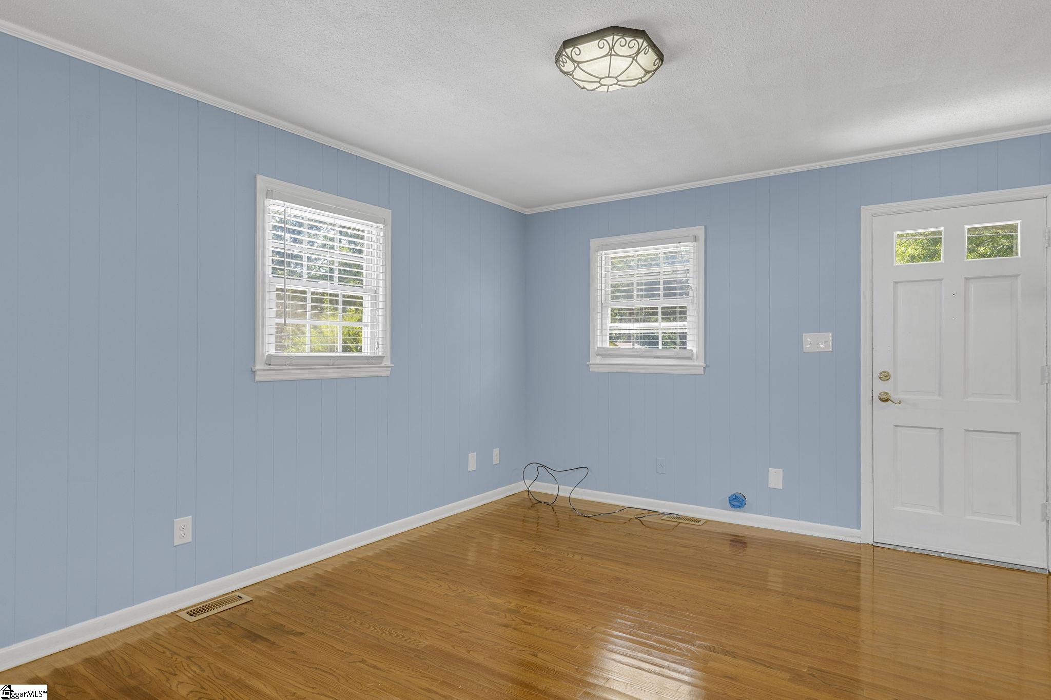 109 Crystal, Cowpens, South Carolina image 11