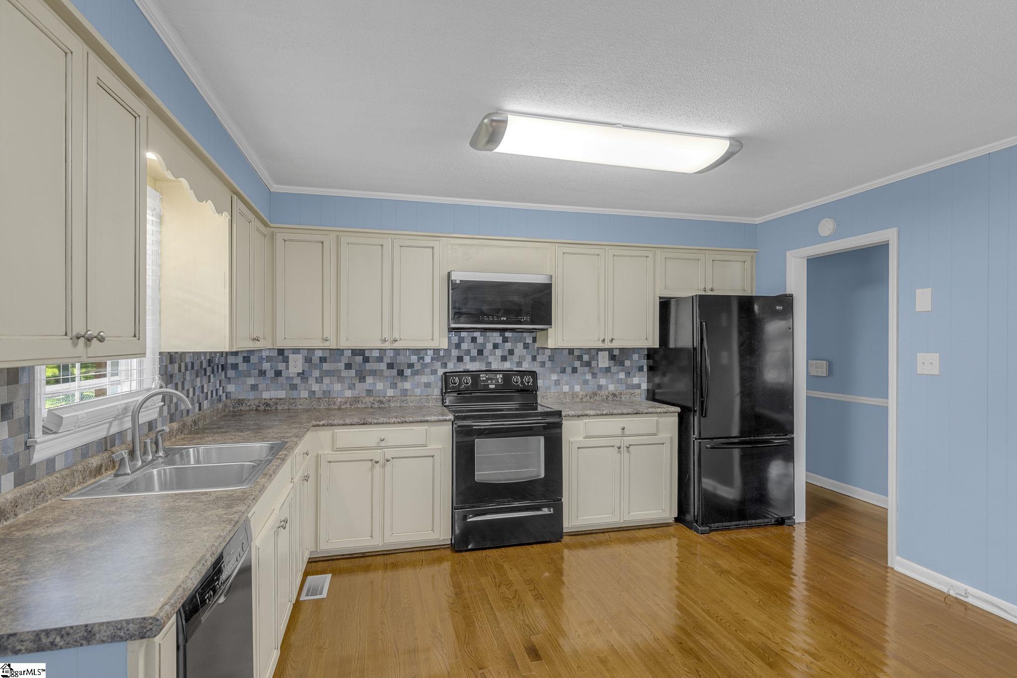 109 Crystal, Cowpens, South Carolina image 15