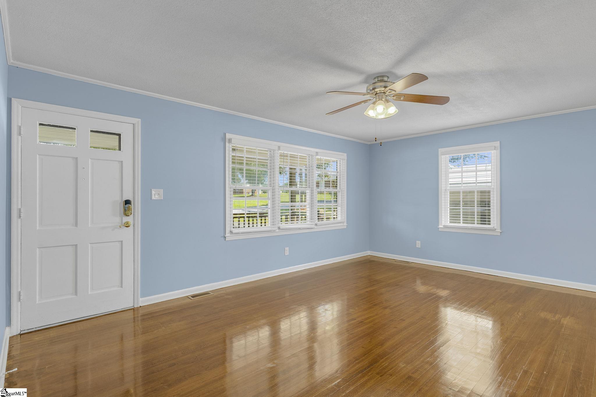 109 Crystal, Cowpens, South Carolina image 9