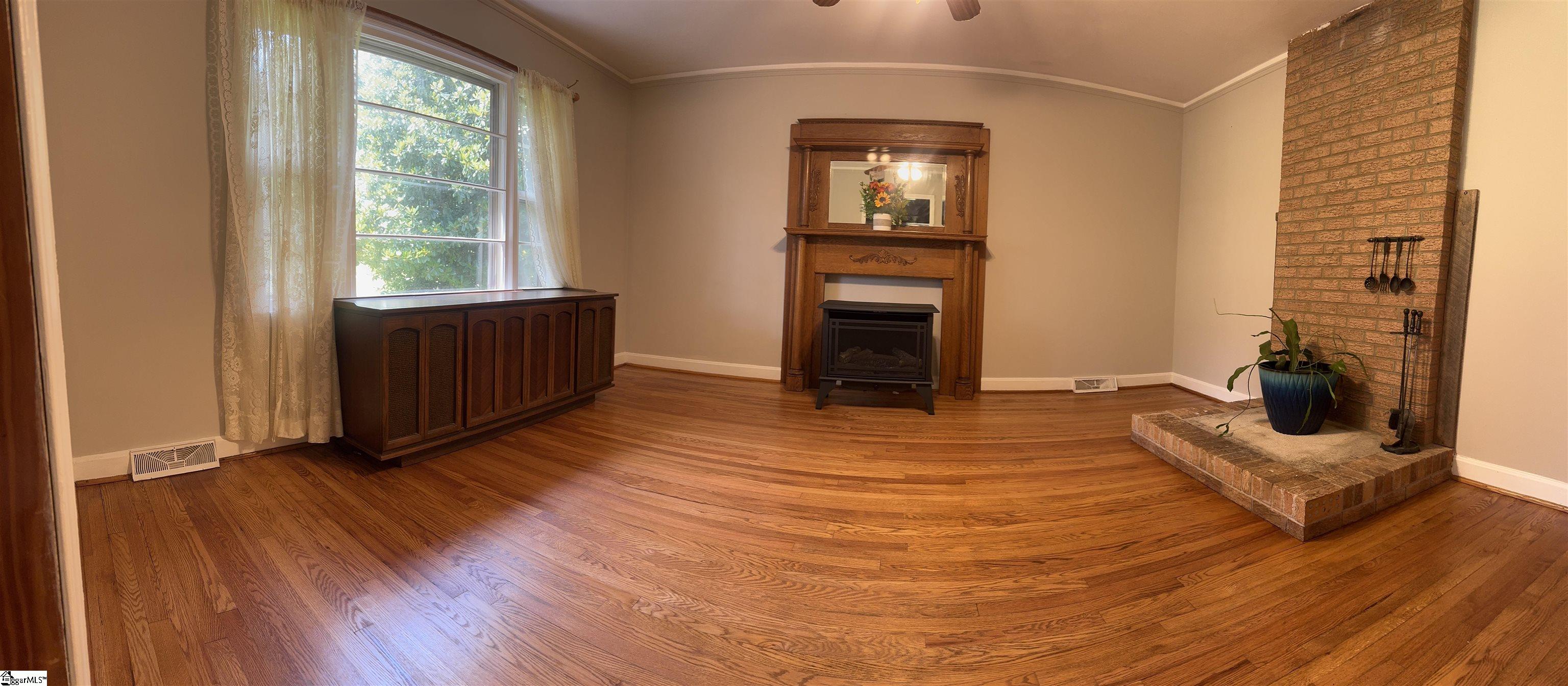 228 Styles, Taylors, South Carolina image 13