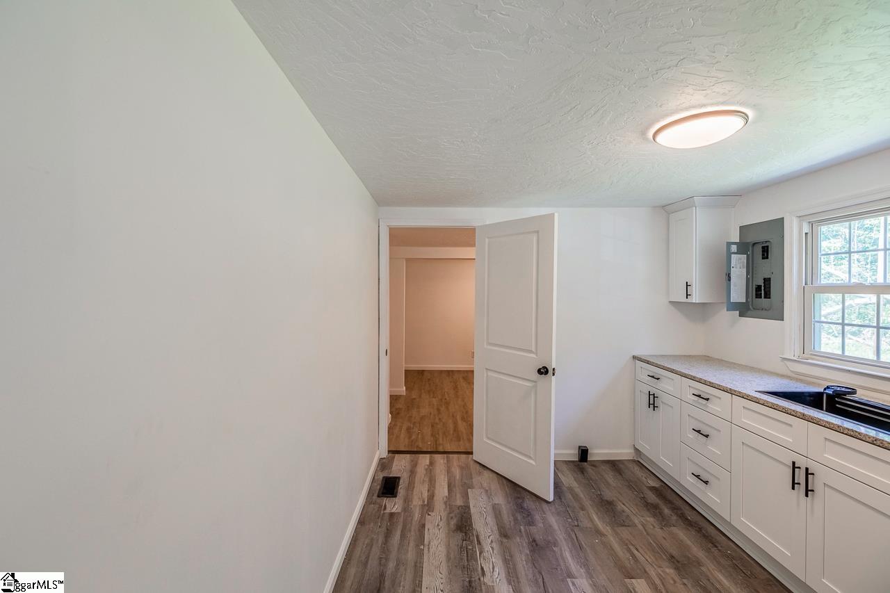 2950 92, Enoree, South Carolina image 12