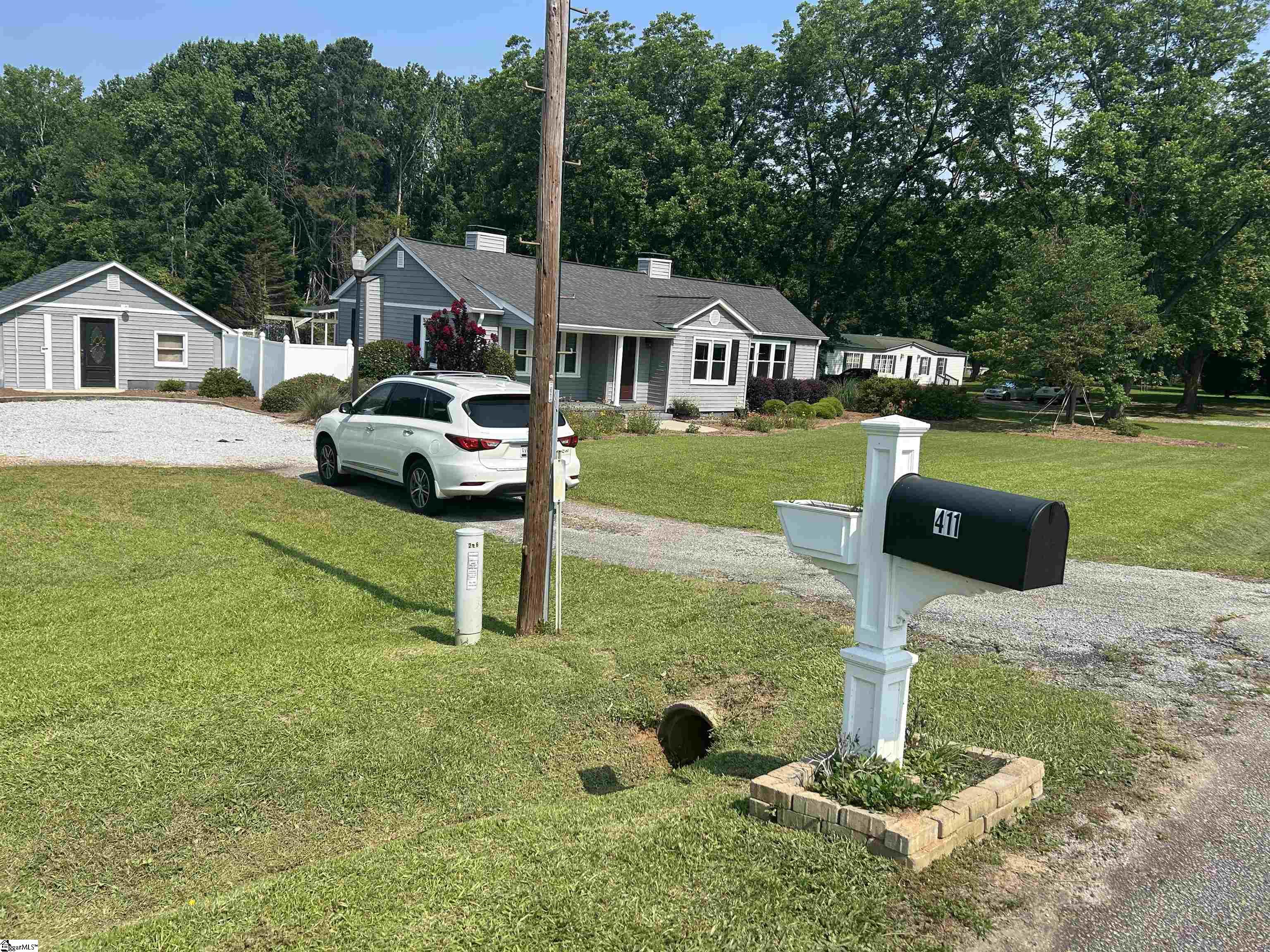 411 Old Colony, Clinton, South Carolina image 3