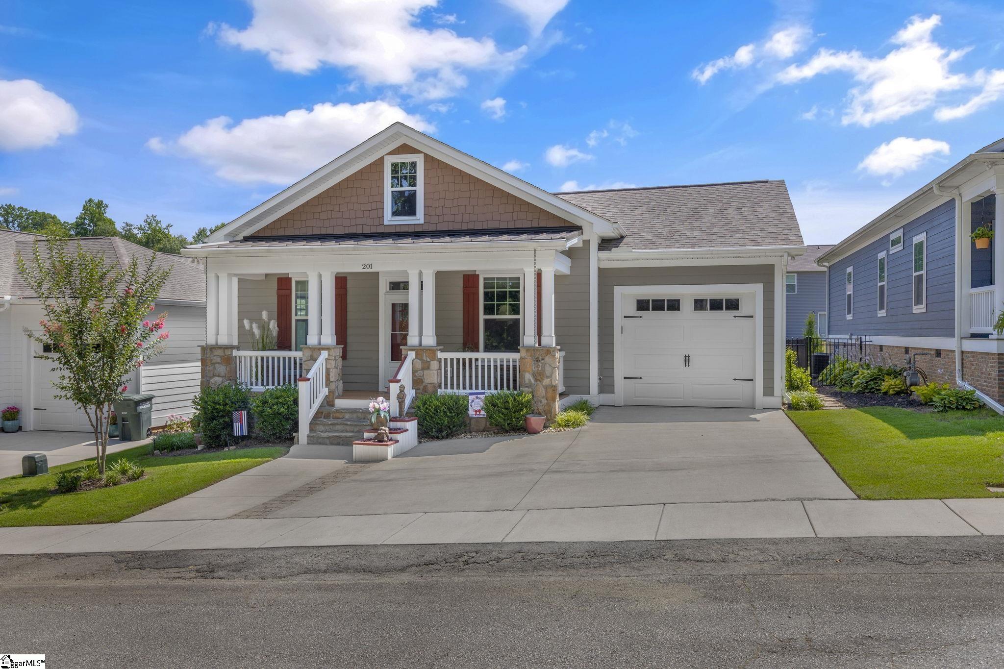 201 Pendleton Street, Pickens, South Carolina image 2