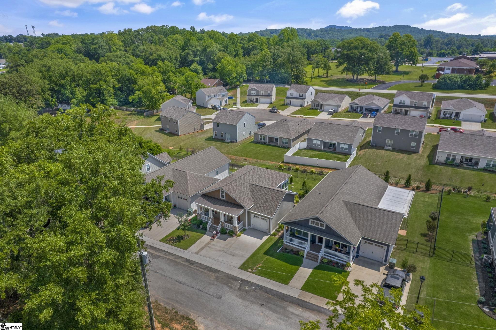 201 Pendleton Street, Pickens, South Carolina image 32
