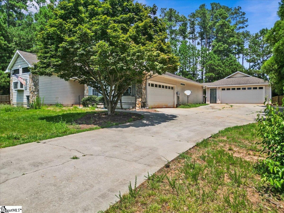 102 St Clair, Anderson, South Carolina image 2