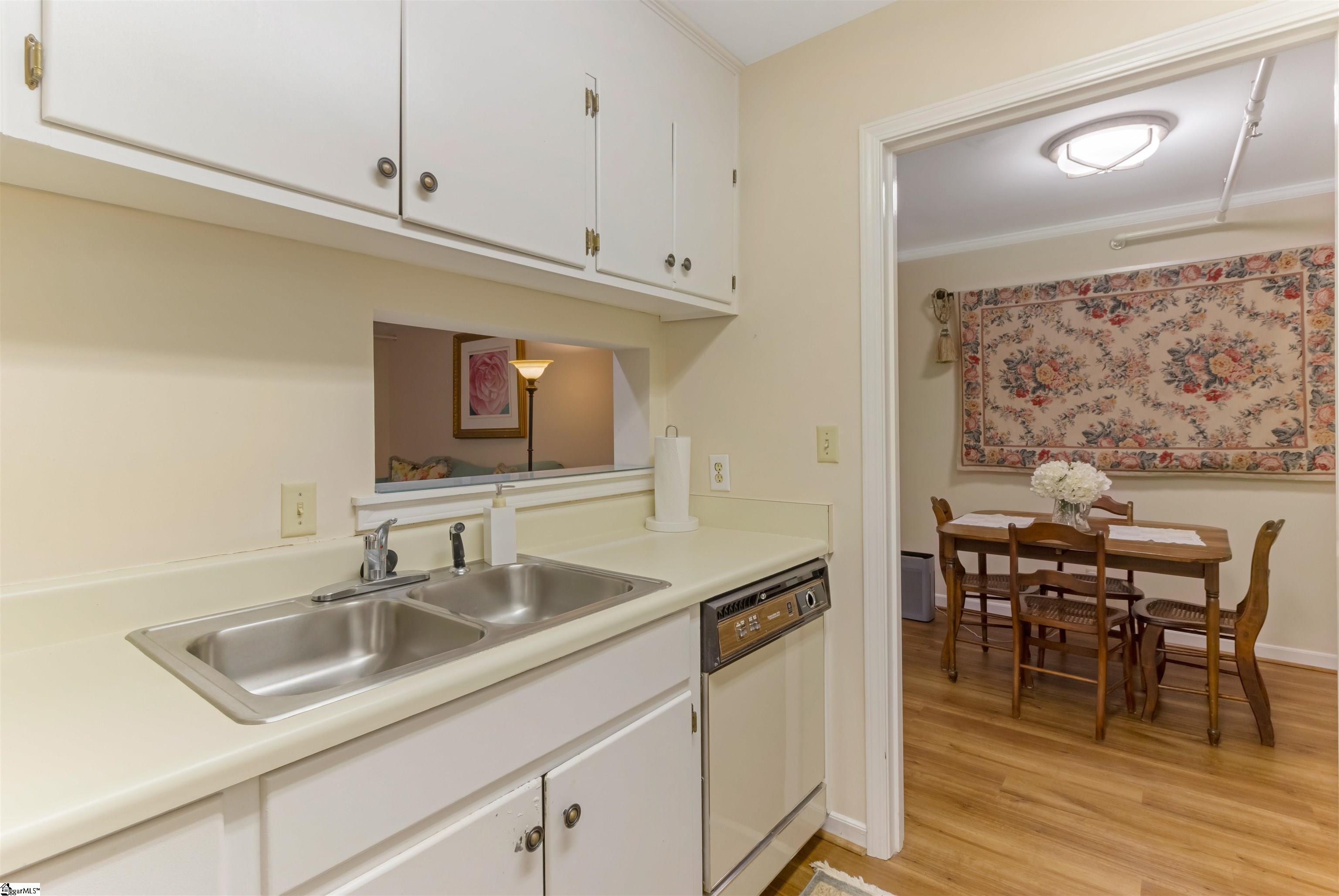 110 Swansgate, Greenville, South Carolina image 5