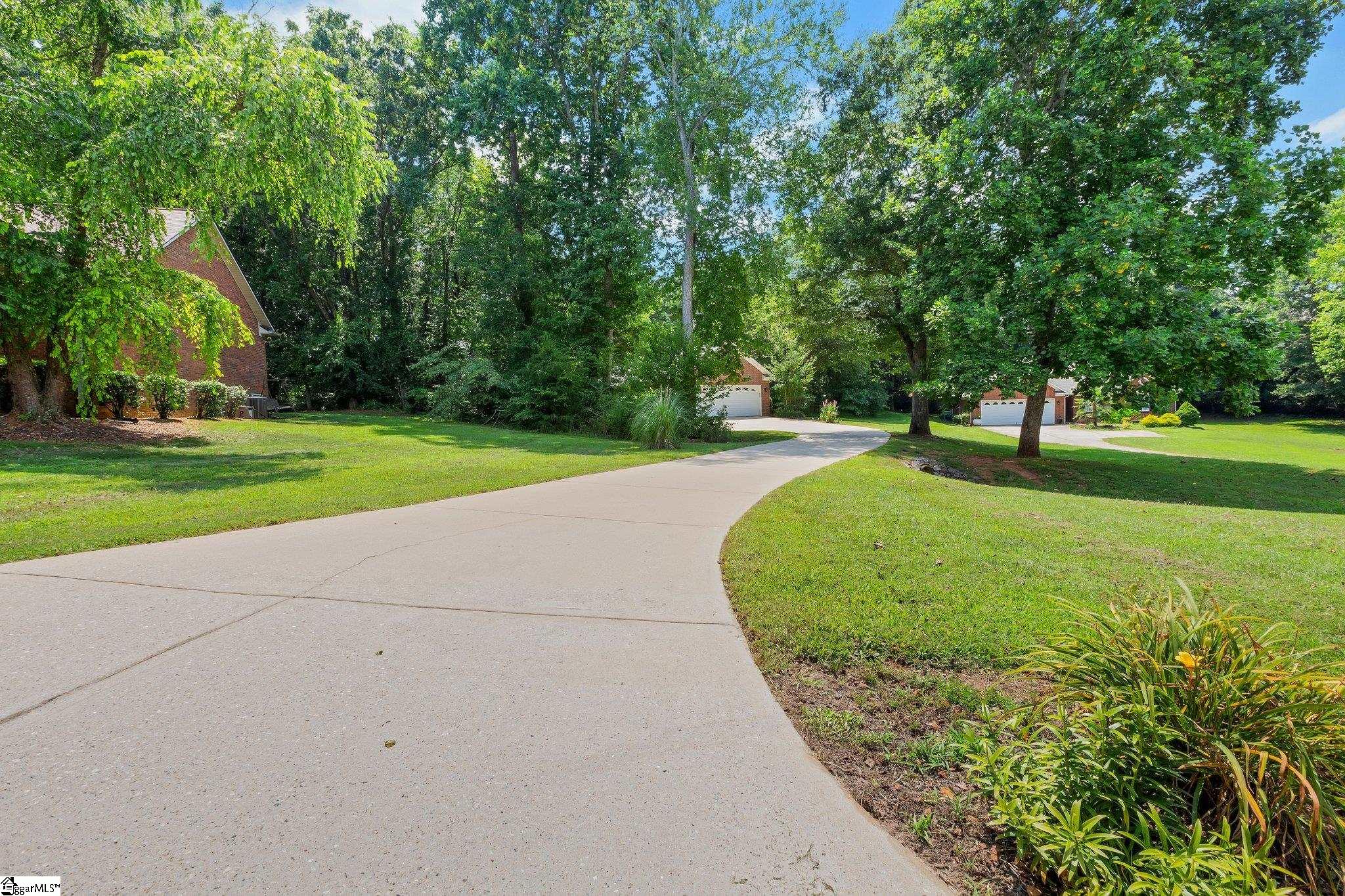 415 N Pond View, Duncan, South Carolina image 2