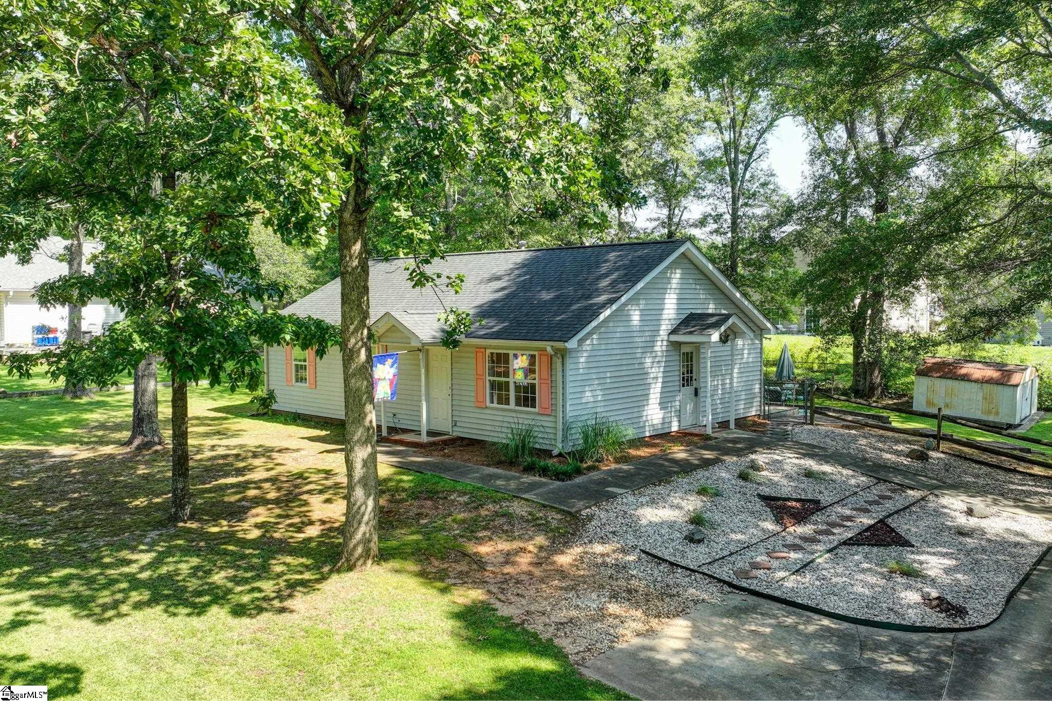 139 Hughes, Fountain Inn, South Carolina image 39