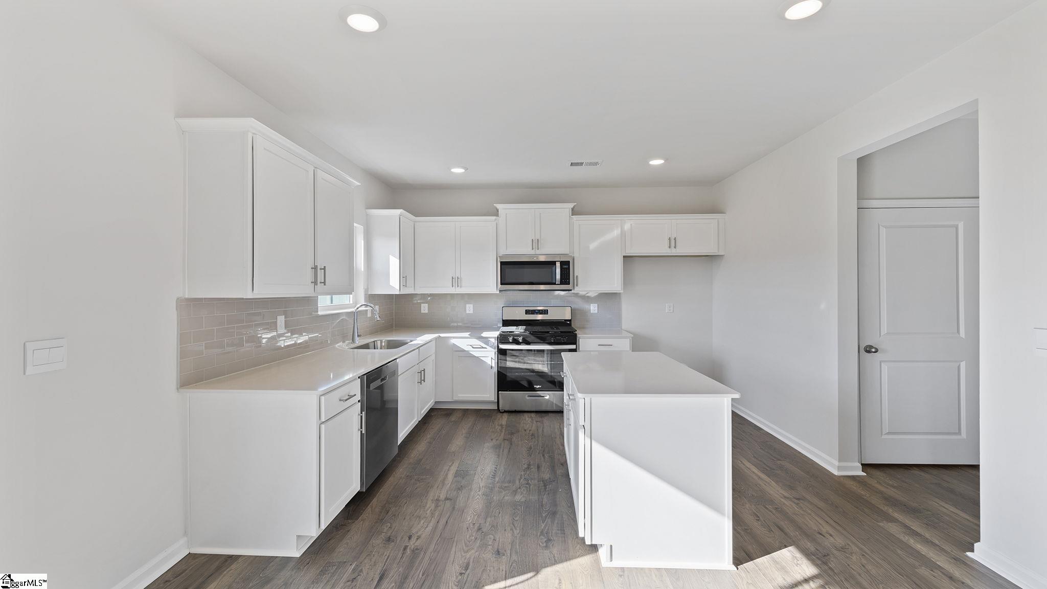 MLS #1562053 image #12