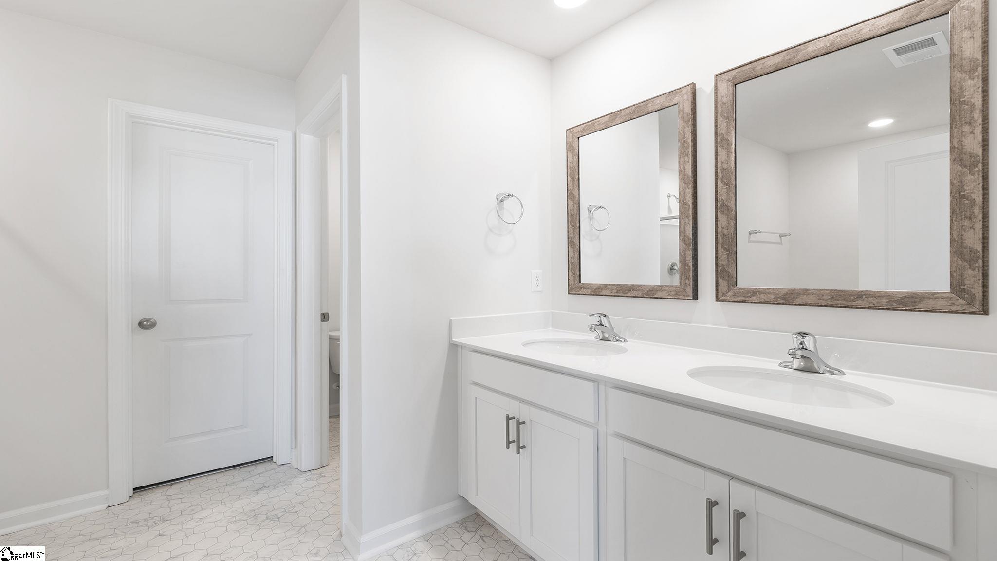 MLS #1562053 image #24