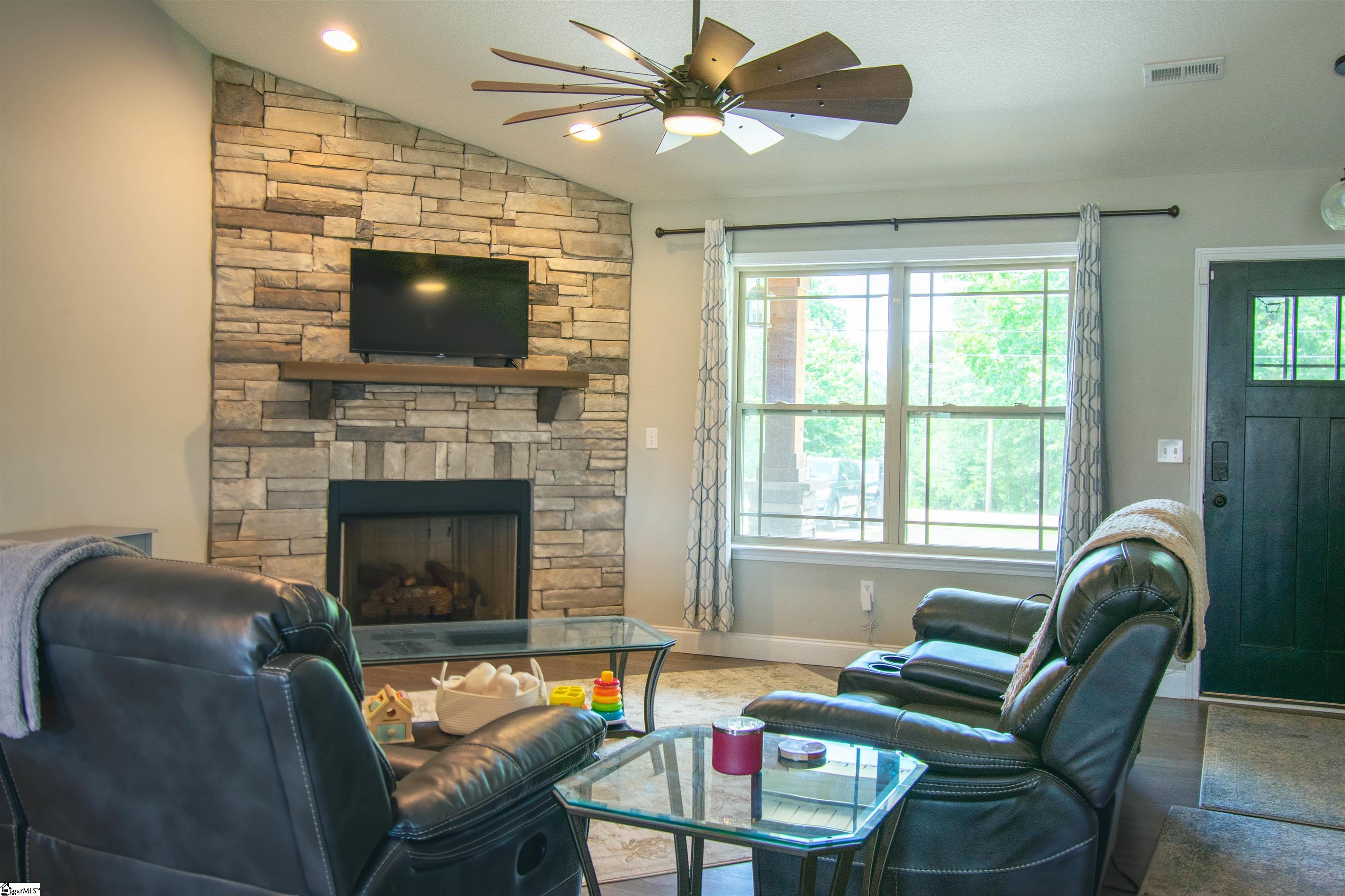 151 Butler, Lyman, South Carolina image 3