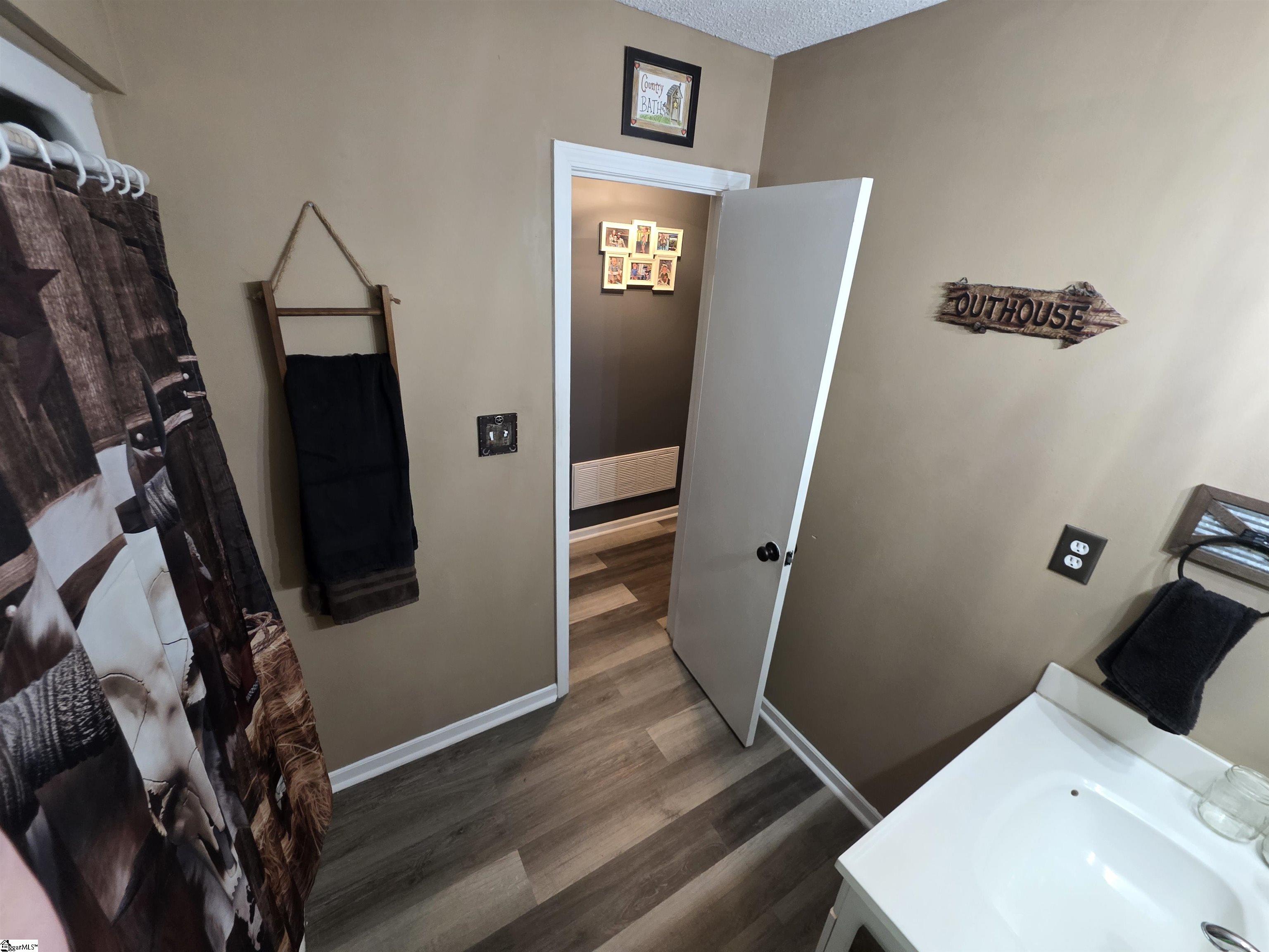 318 Country Glen, Pelzer, South Carolina image 16