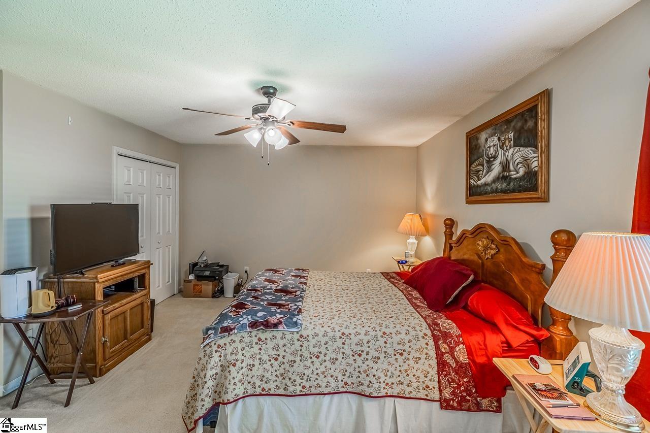 11 Parker, Taylors, South Carolina image 16