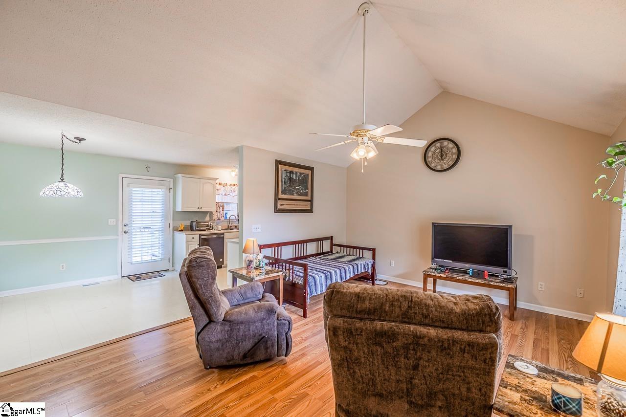 11 Parker, Taylors, South Carolina image 6