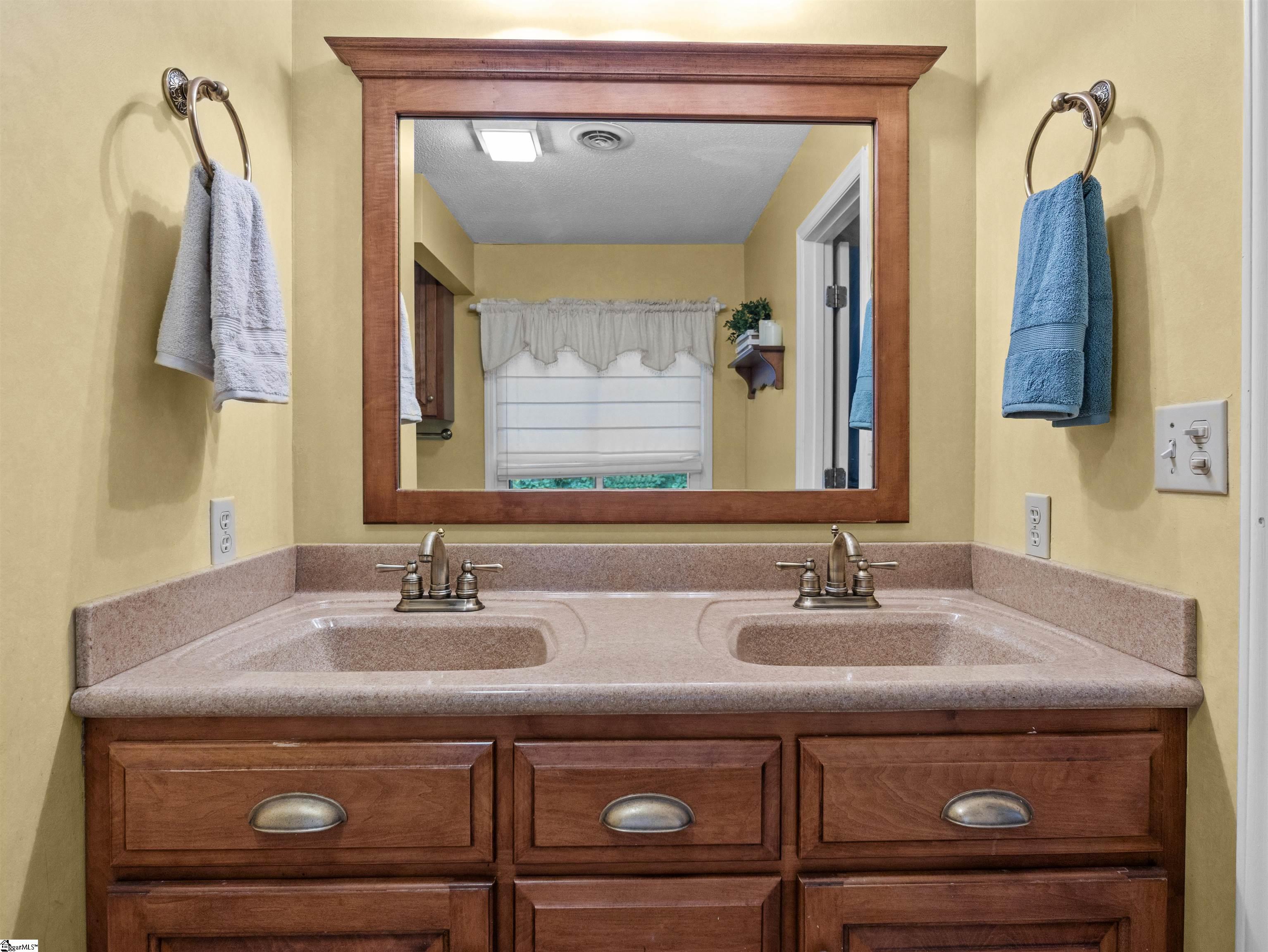 217 Chatham, Greenwood, South Carolina image 17