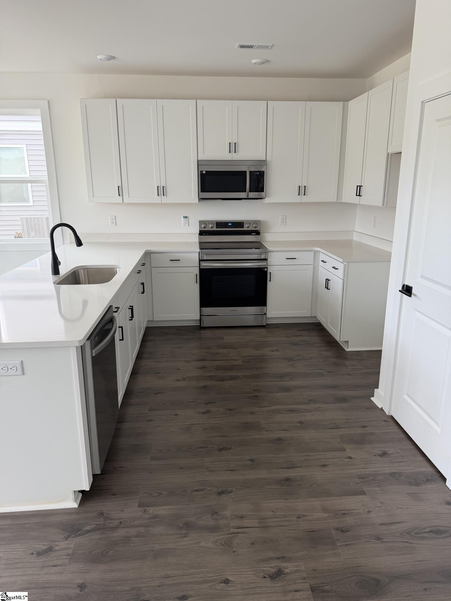 MLS #1562179 image #13