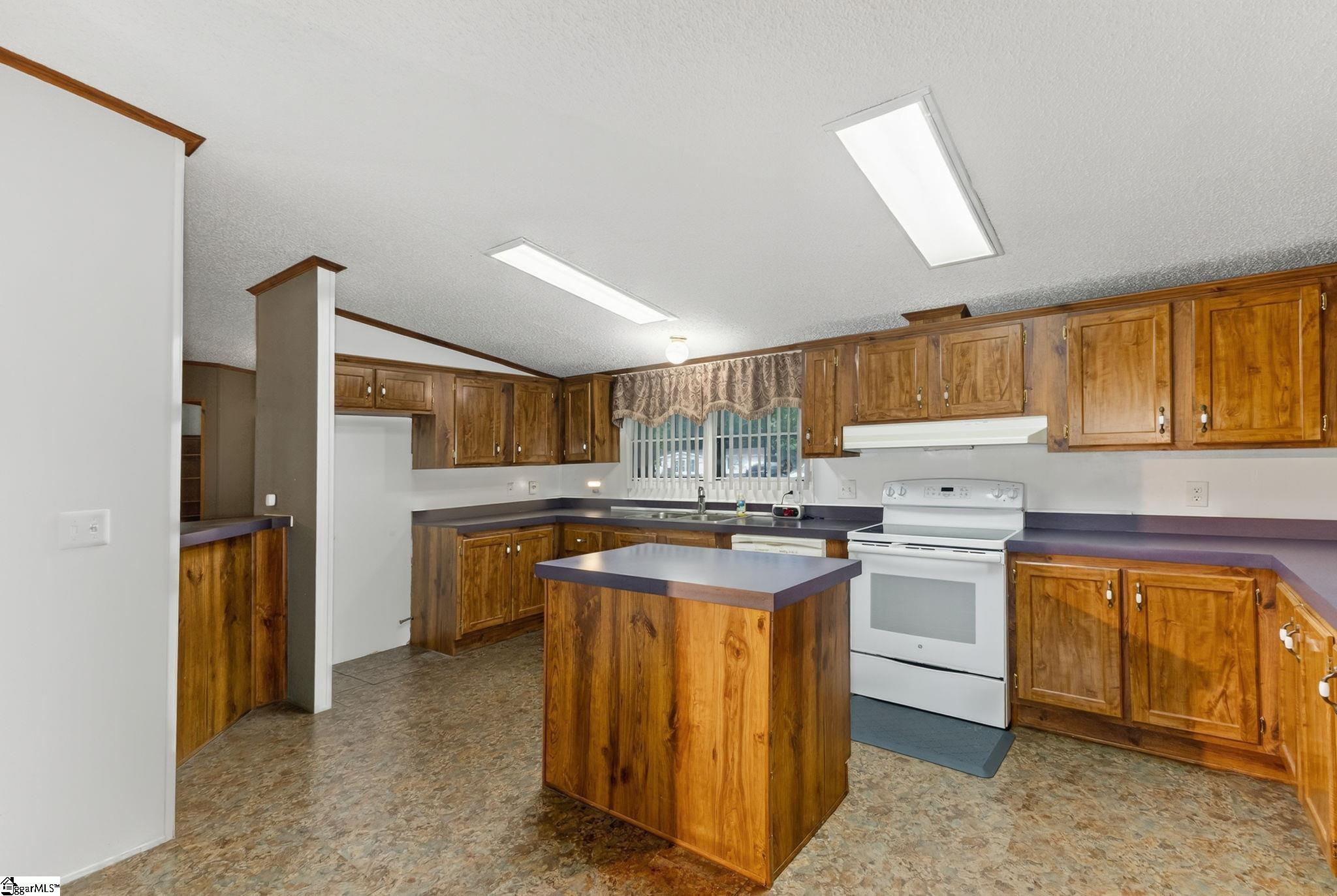 185 Claridge, Fountain Inn, South Carolina image 16