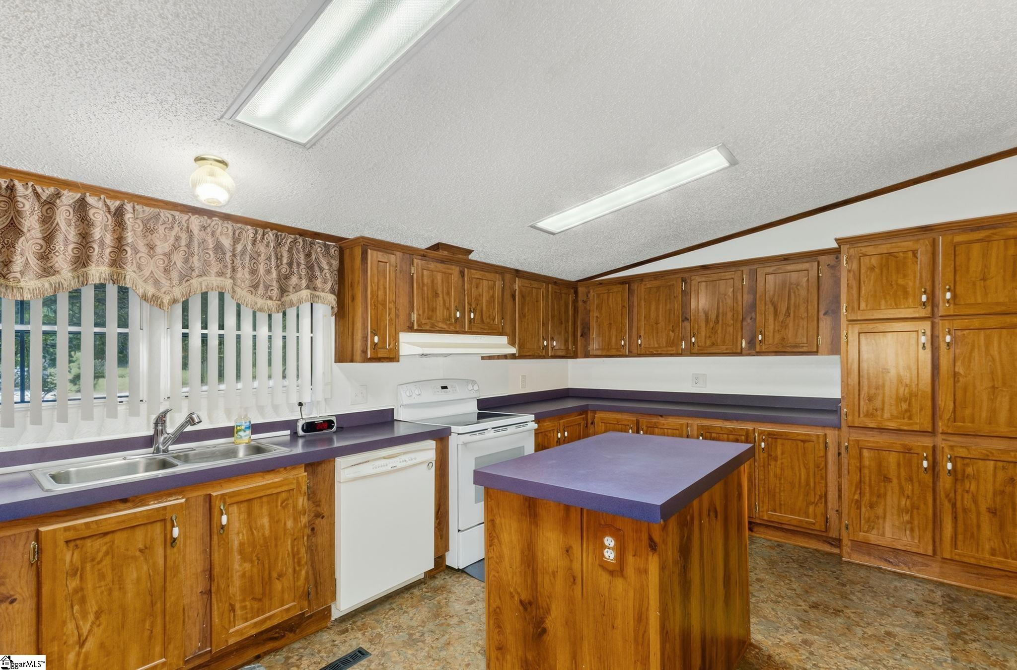 185 Claridge, Fountain Inn, South Carolina image 18