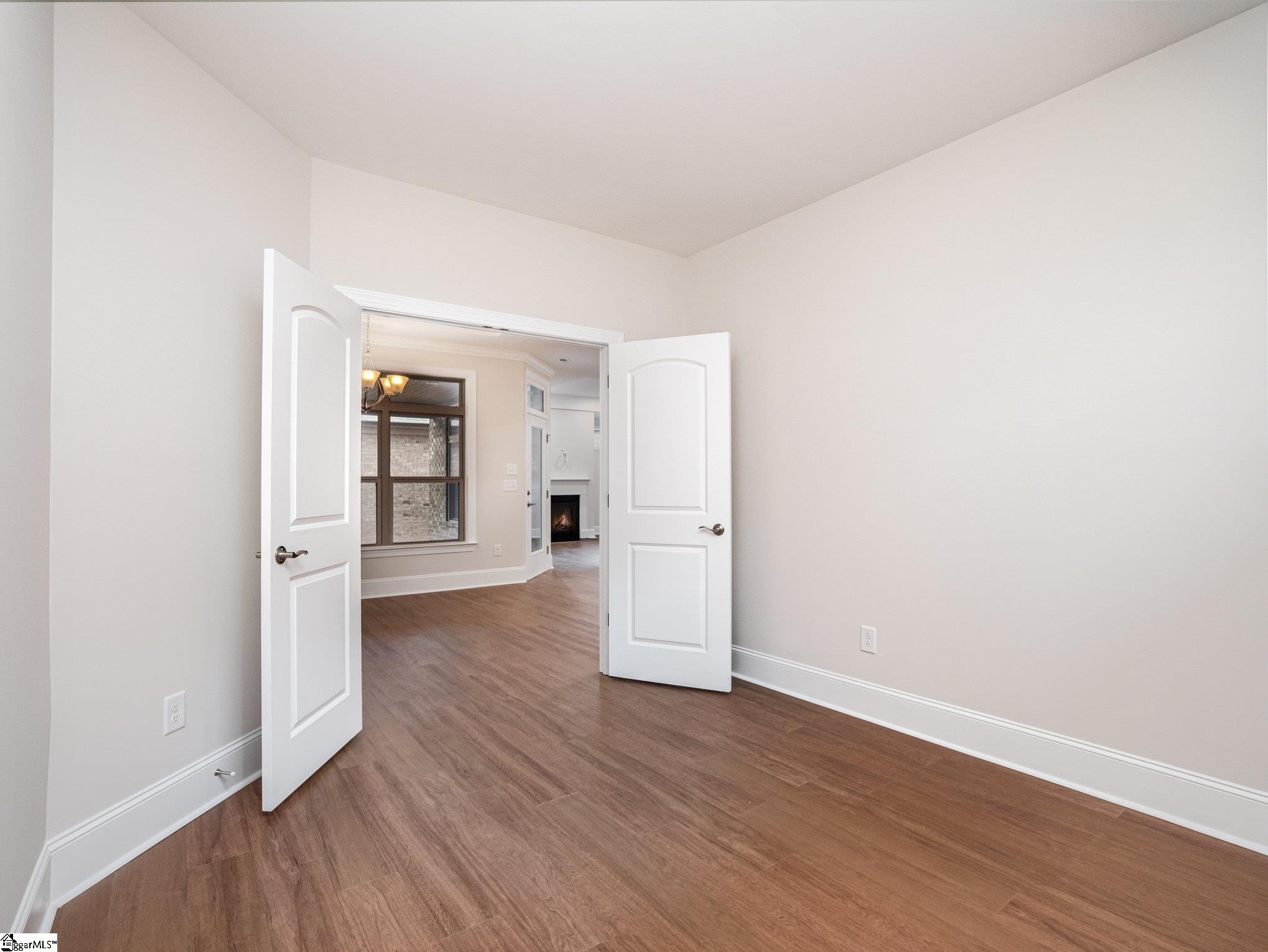 MLS #1562196 image #15