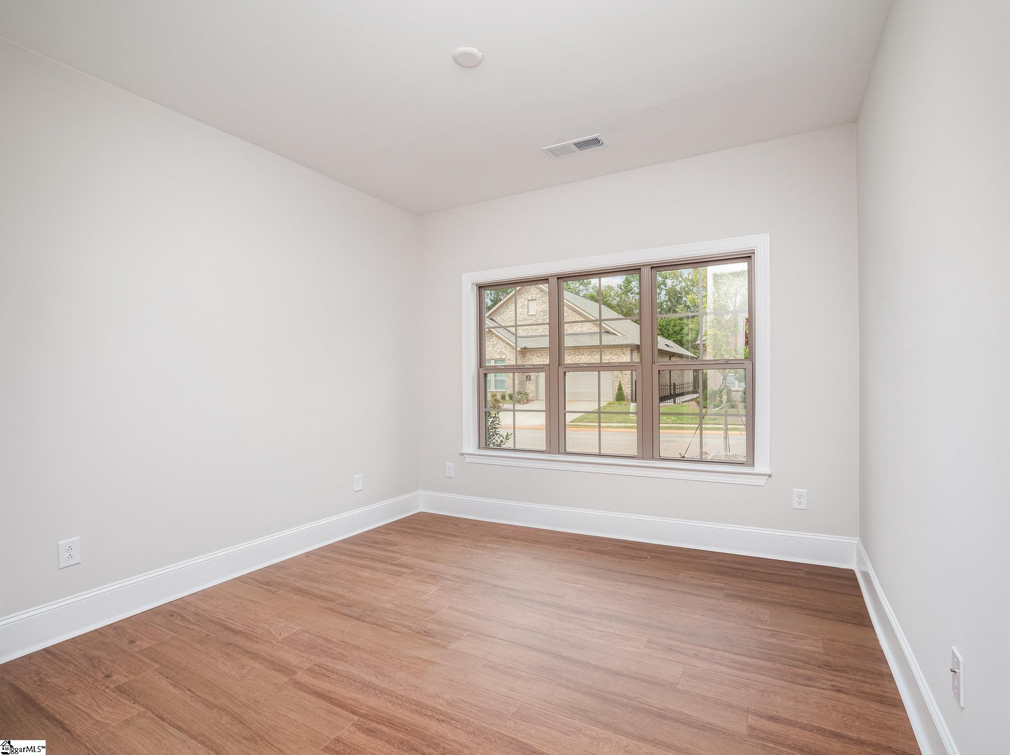 MLS #1562196 image #19